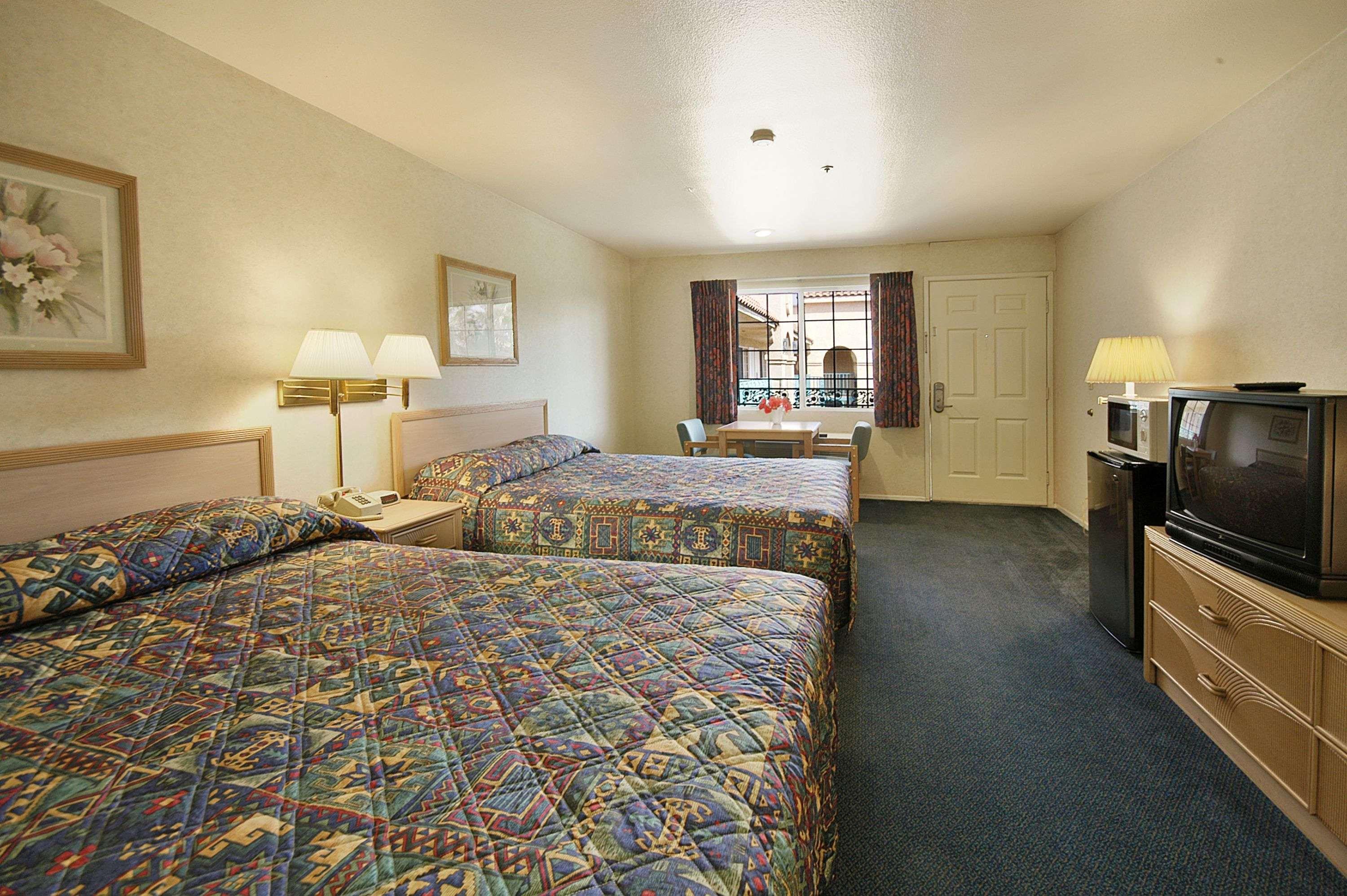 Days Inn by Wyndham Riverside Tyler Mall — photo 5