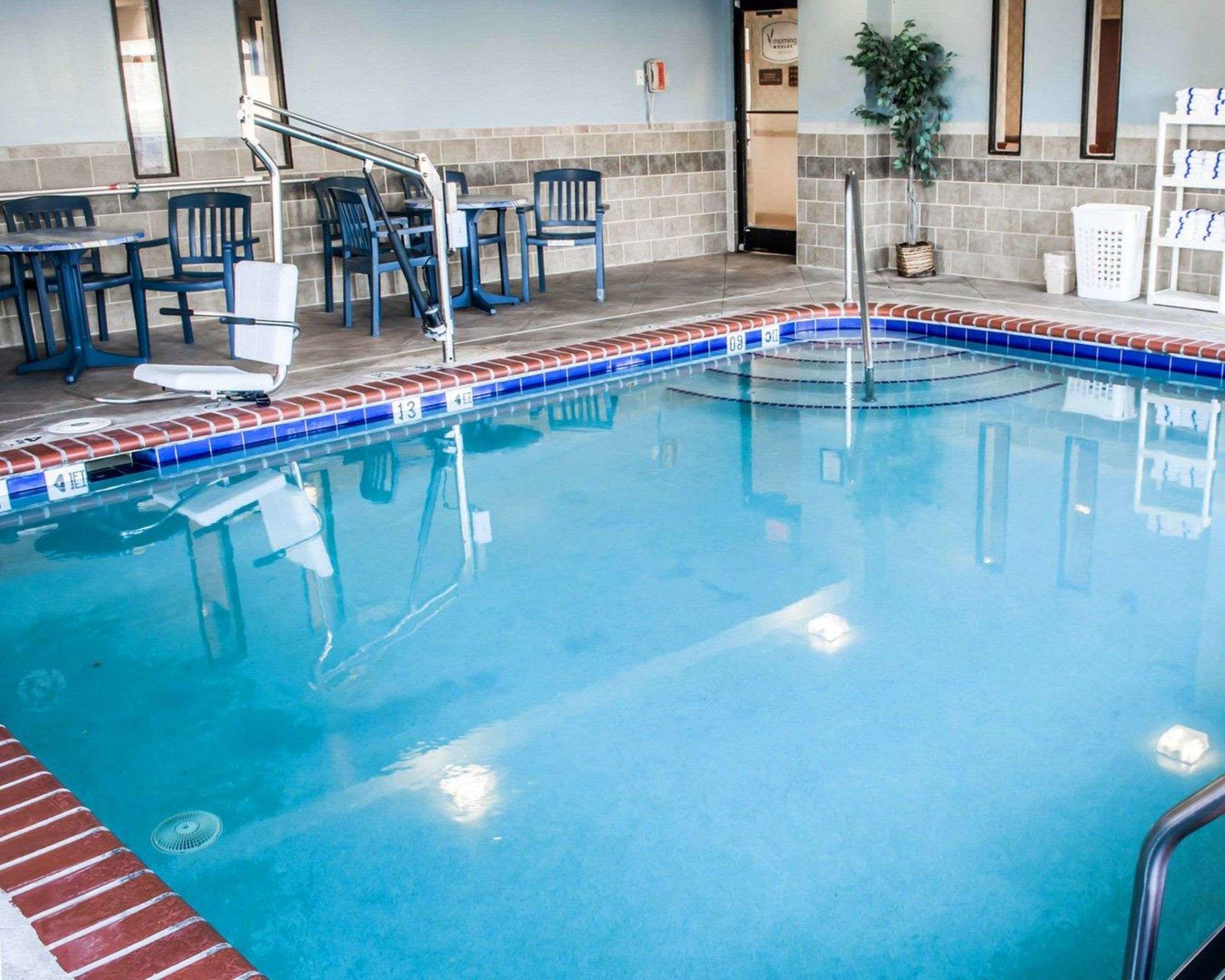 Sleep Inn & Suites Virginia Horse Center — photo 4
