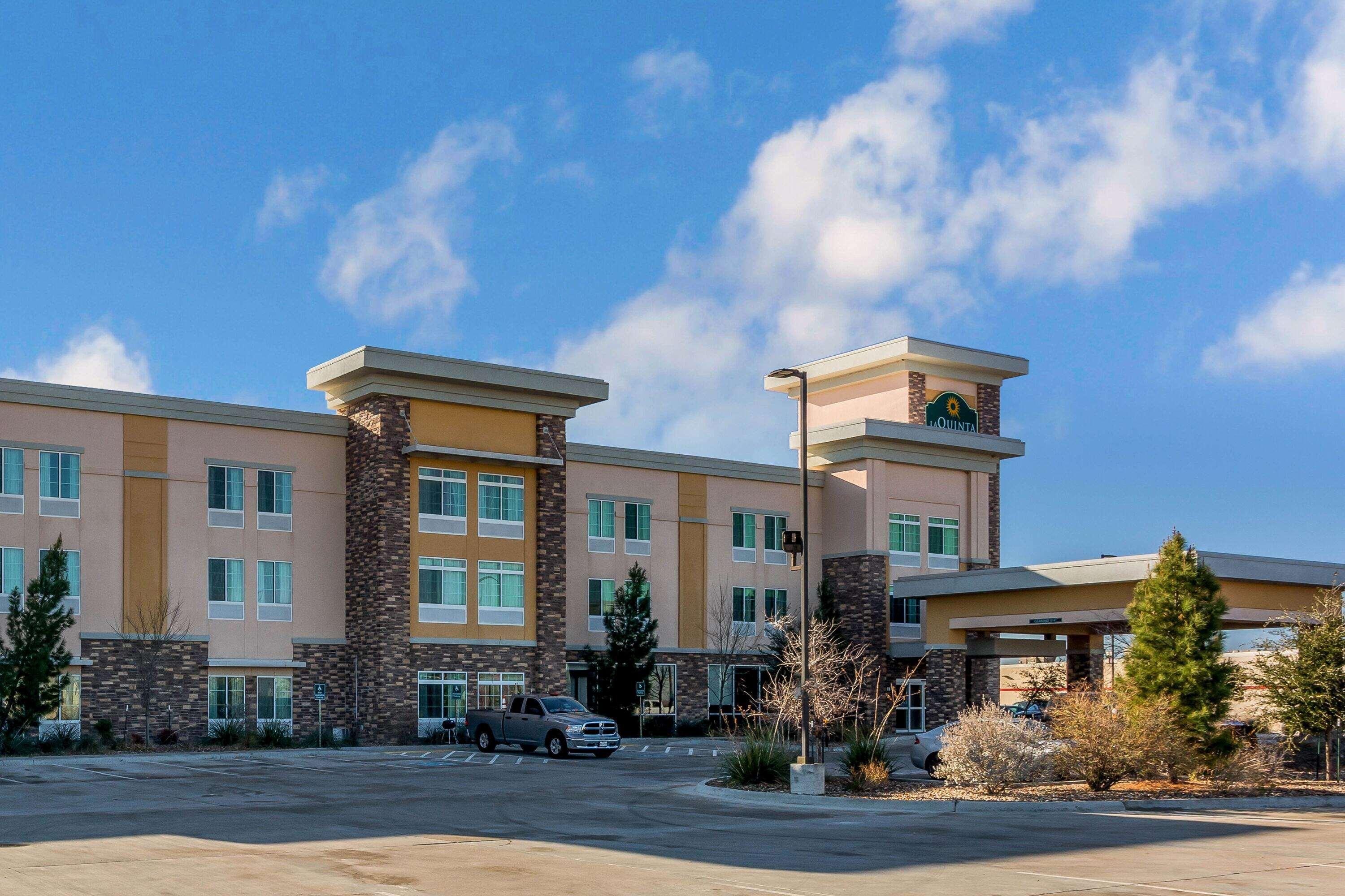 La Quinta Inn & Suites Monahans — photo 4