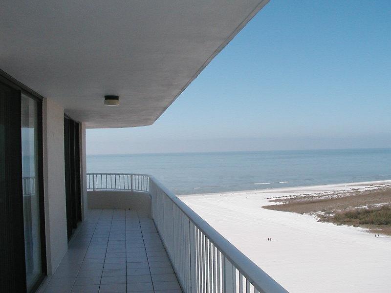 South Seas Towers Condominiums — photo 5