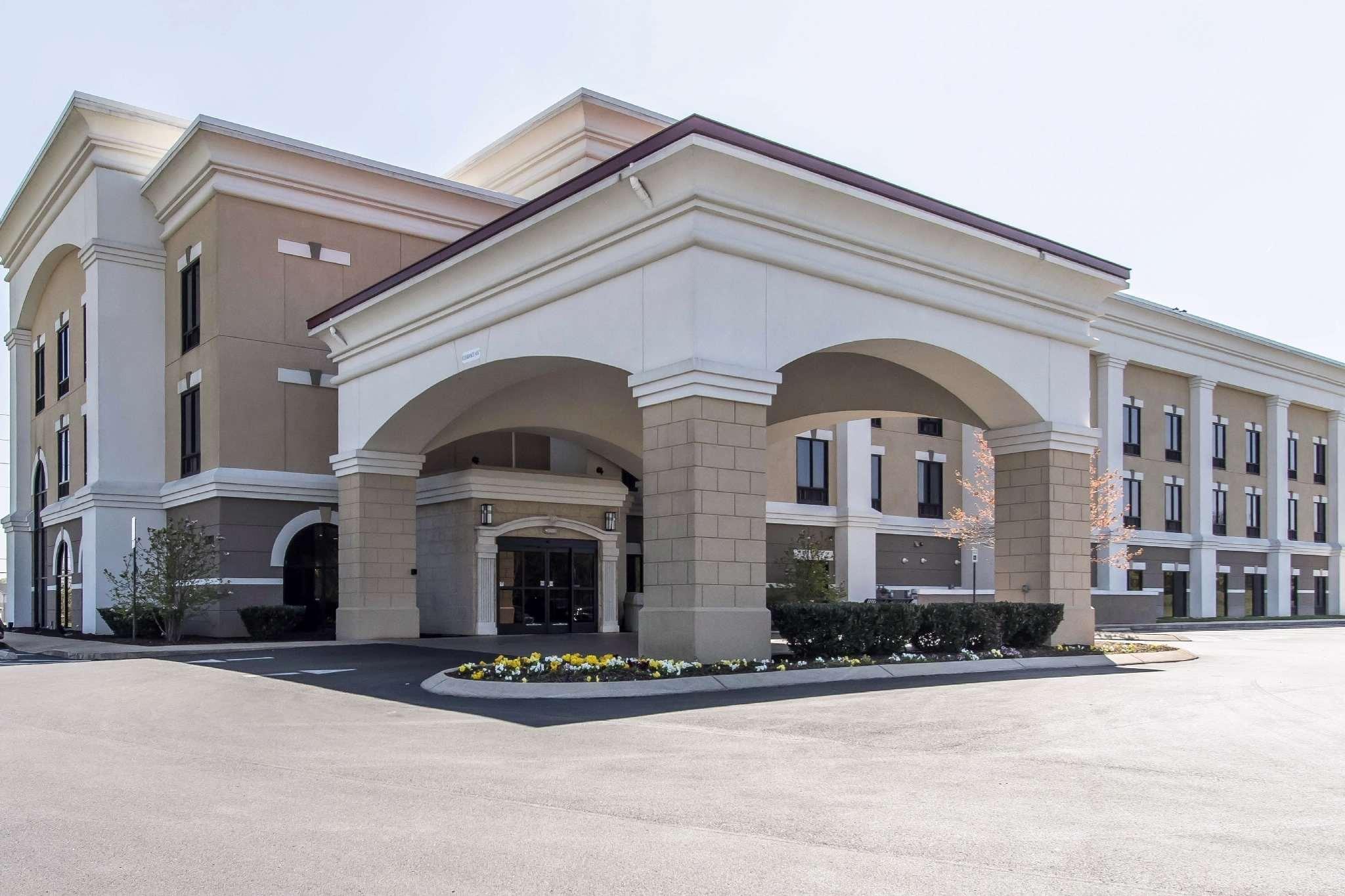Comfort Suites Smyrna — photo 3