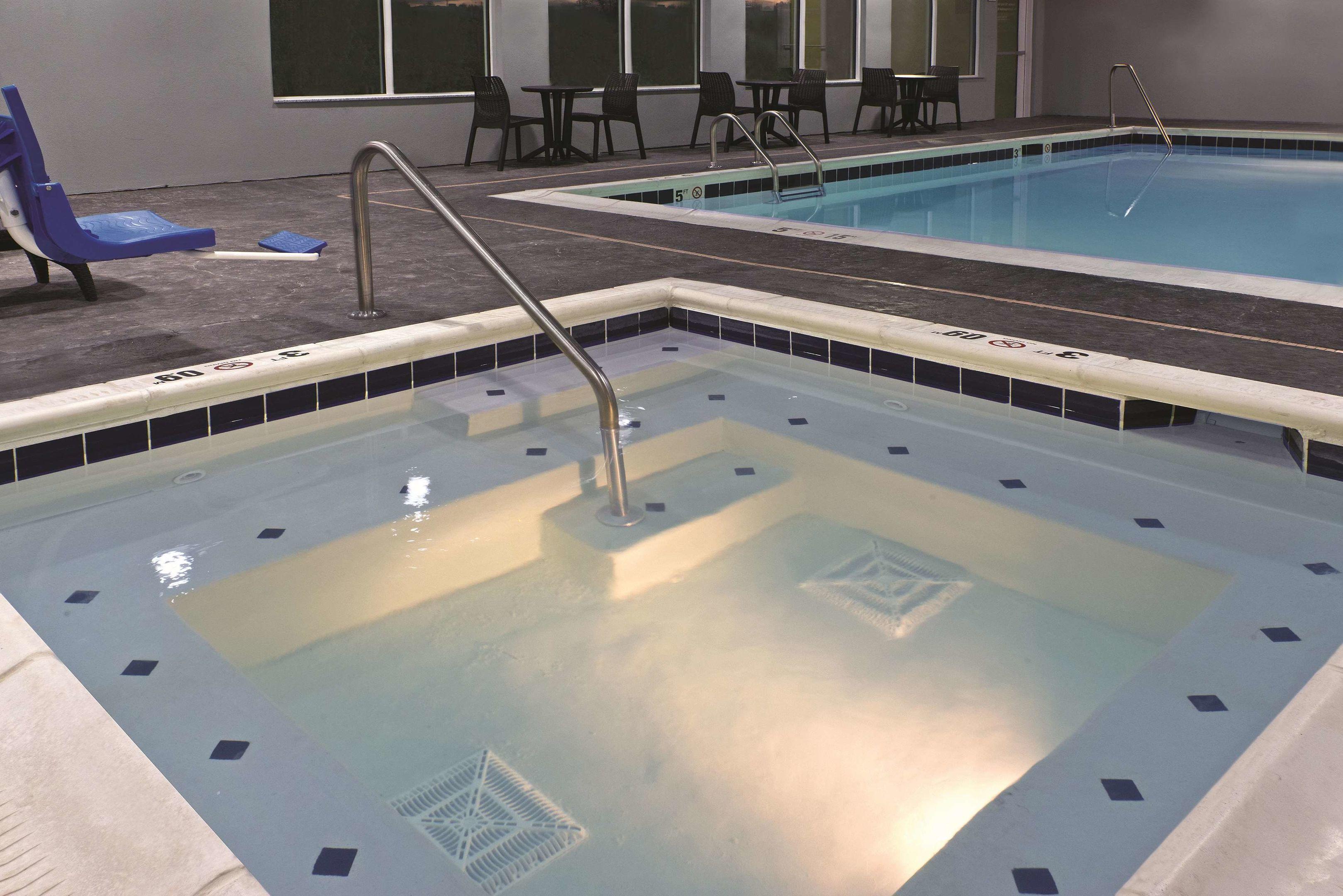 La Quinta Inn & Suites Paducah — photo 5