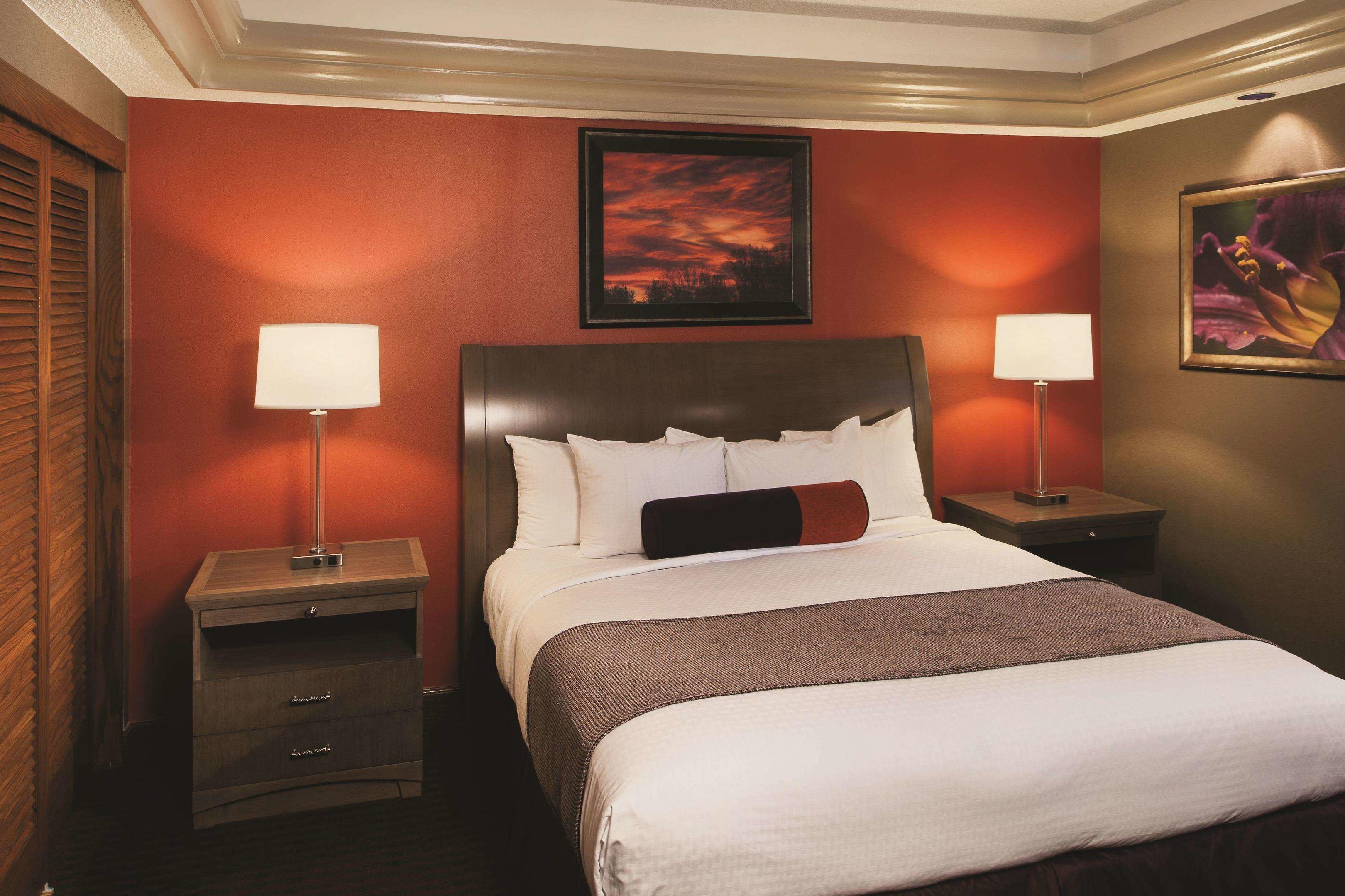 Doubletree Omaha Downtown — photo 4
