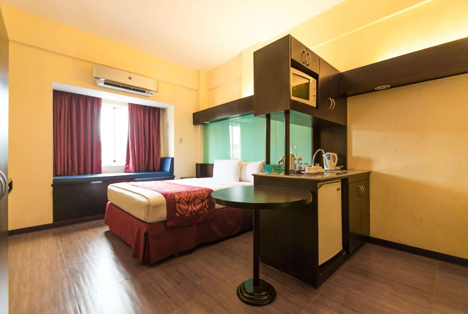 Microtel Inn & Suites By Wyndham Sto. Tomas Batangas — photo 4