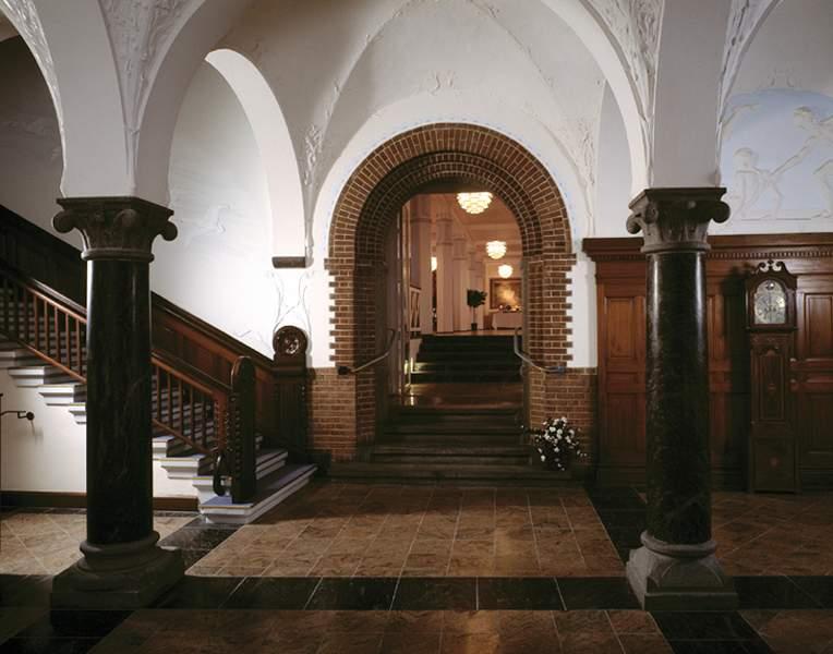 Ascot Hotel — photo 4