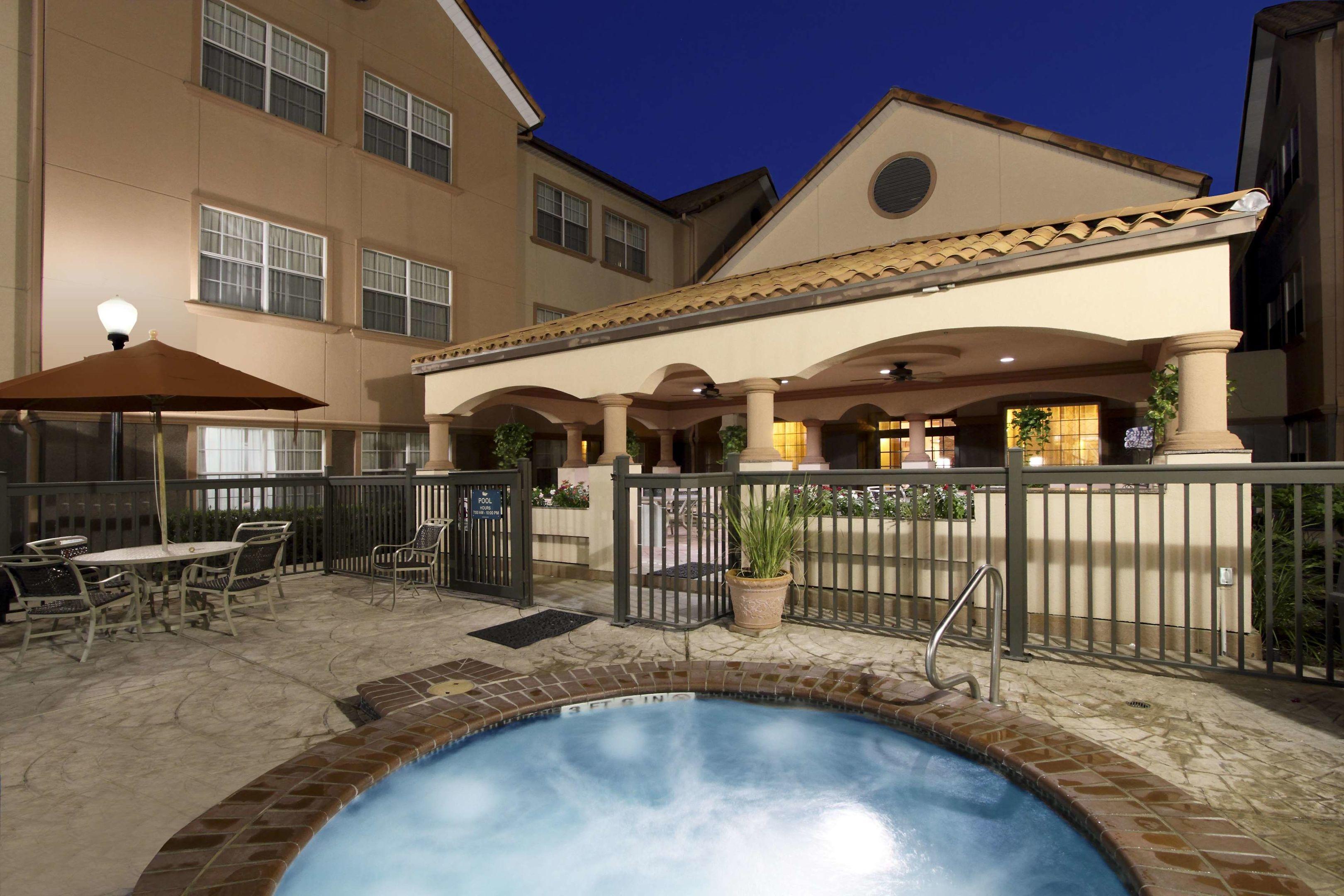 Homewood Suites by Hilton Houston-Woodlands — photo 3