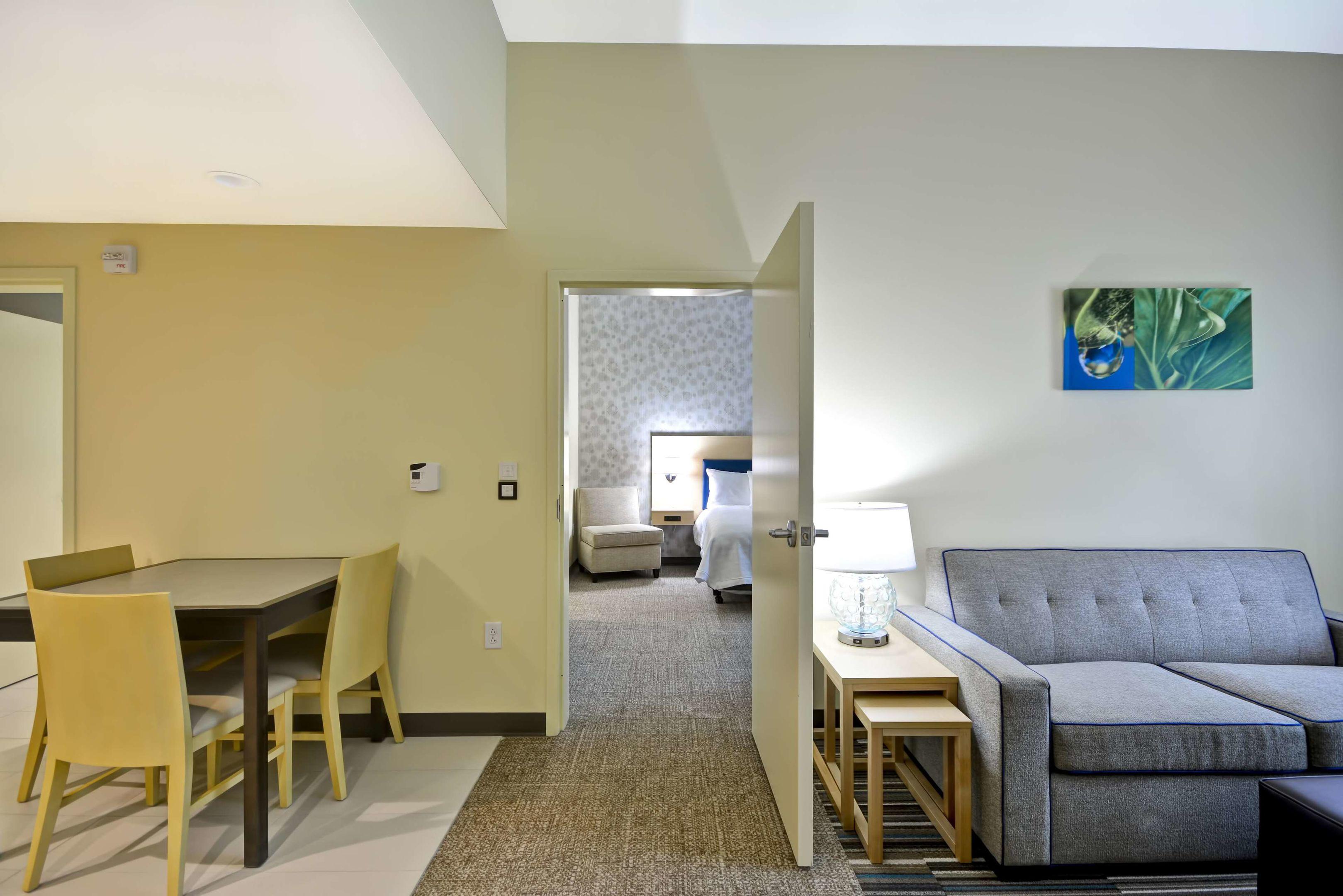 Home2 Suites By Hilton Maumee Toledo — photo 4