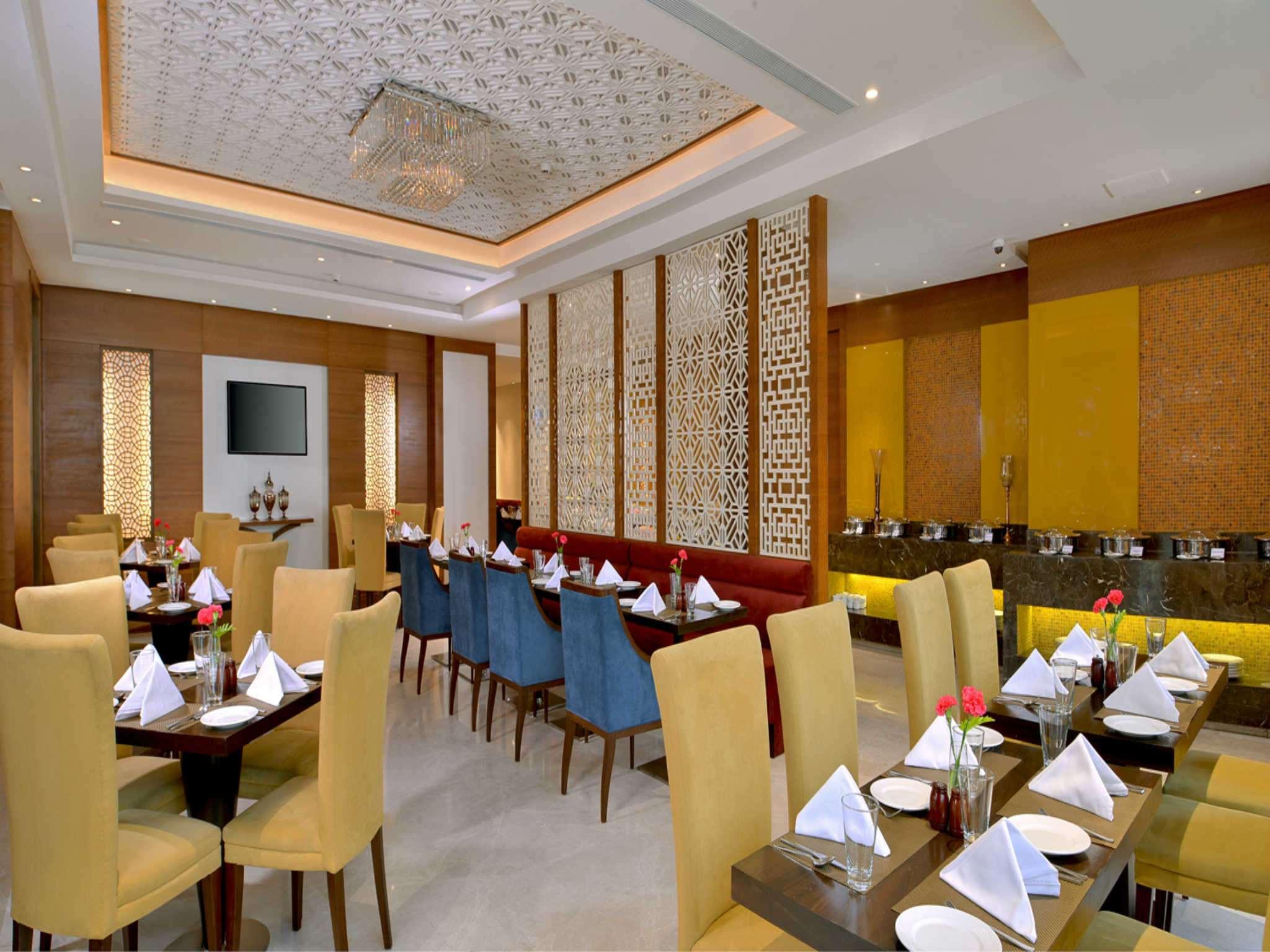 Golden Sarovar Portico — photo 5