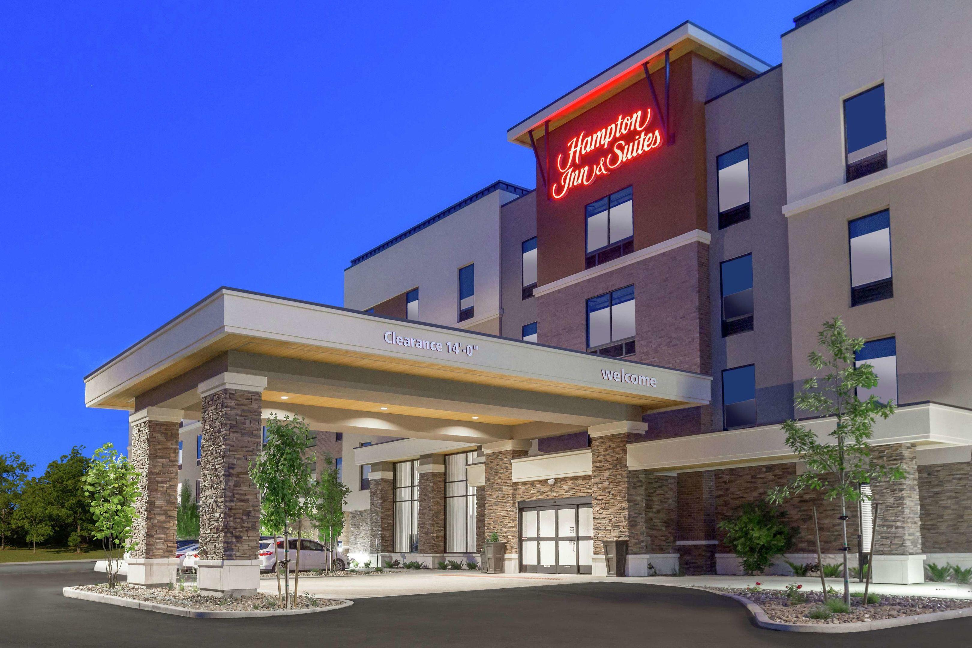 Hampton Inn & Suites Reno/Sparks — photo 3