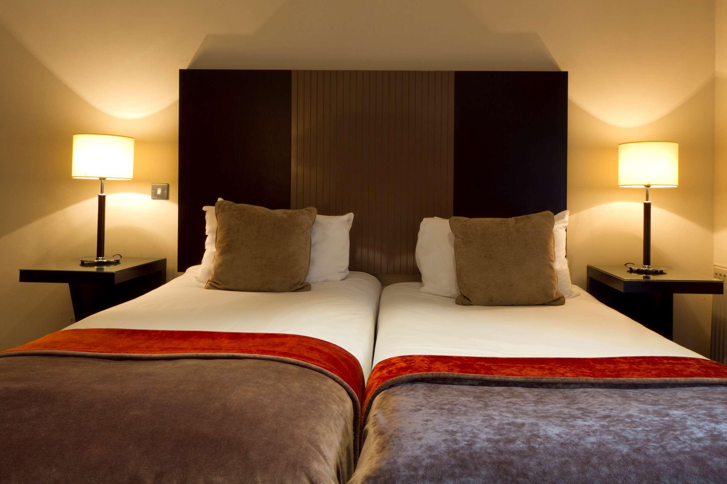 De Vere Venues Denham Grove — photo 5