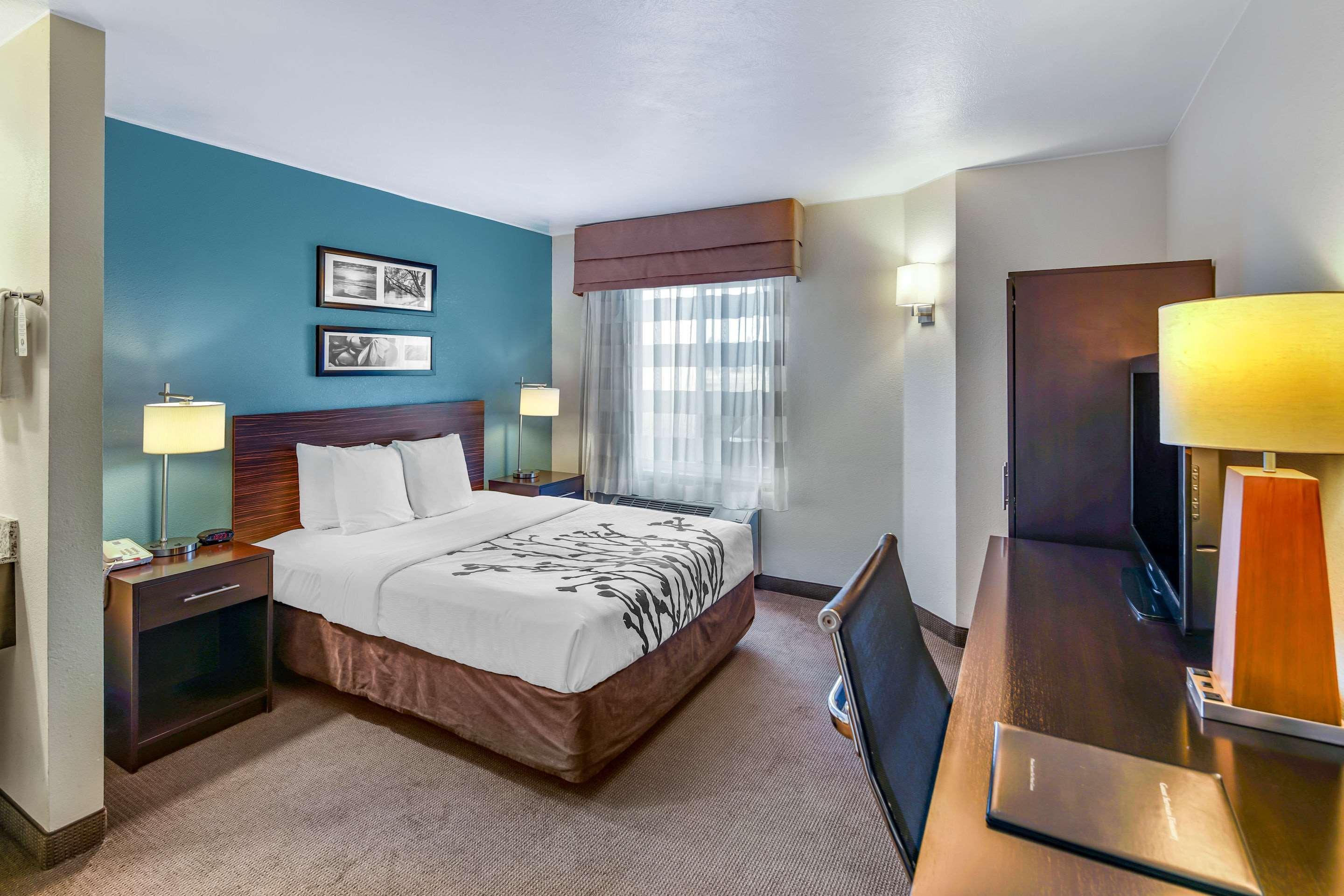 Sleep Inn — photo 4