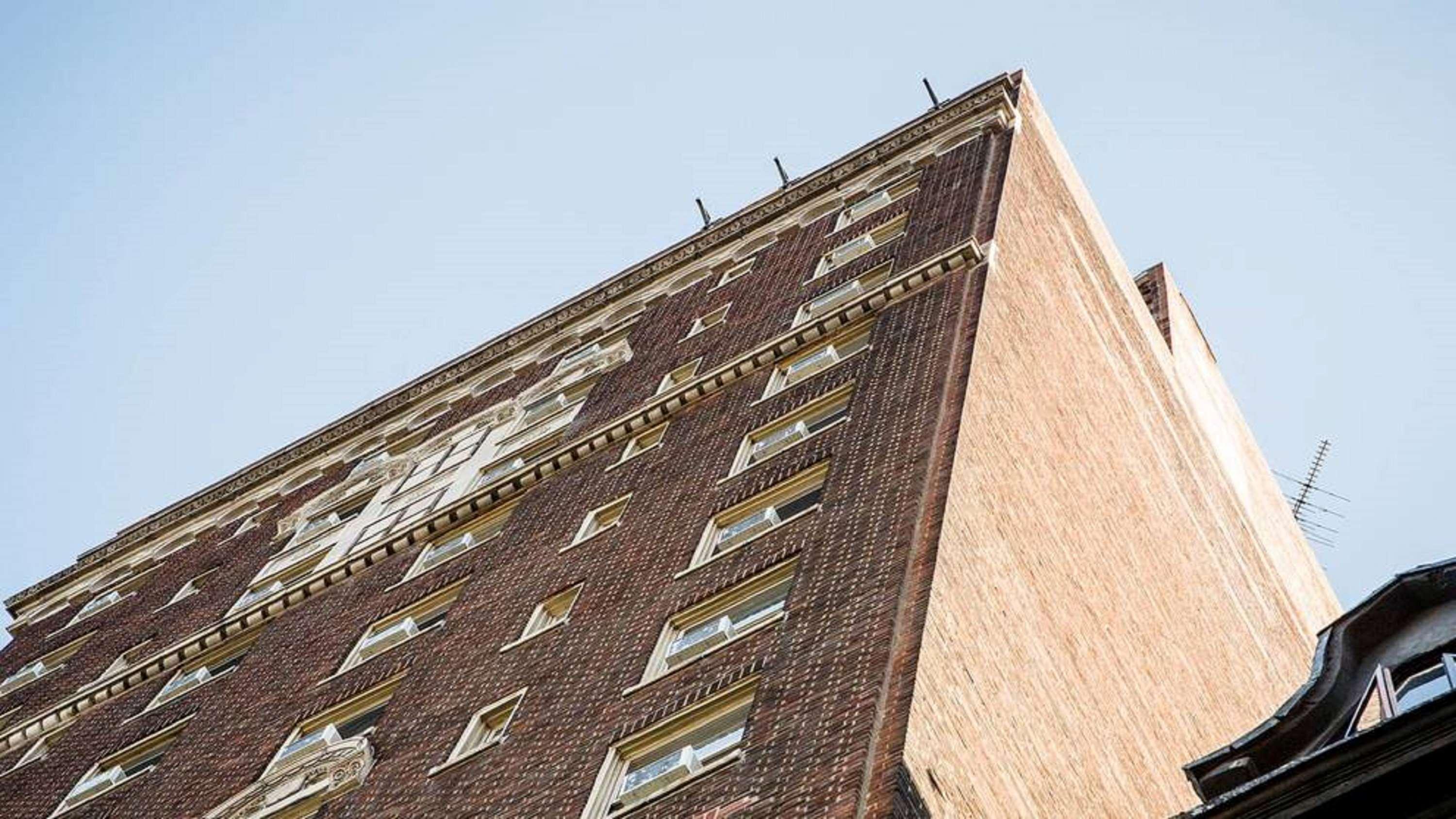 Riverside Tower Hotel — photo 3
