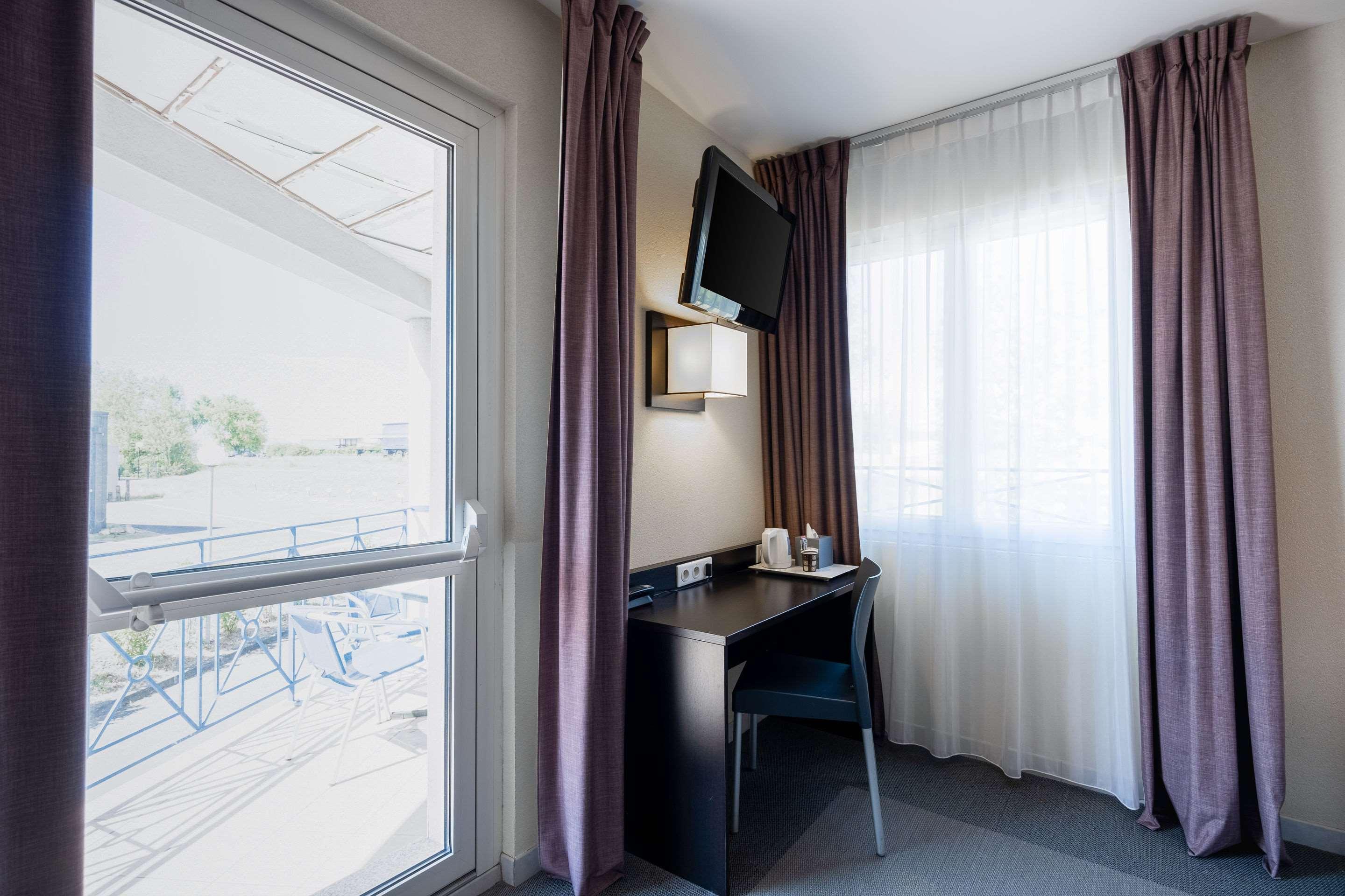 Comfort Hotel Saintes — photo 4