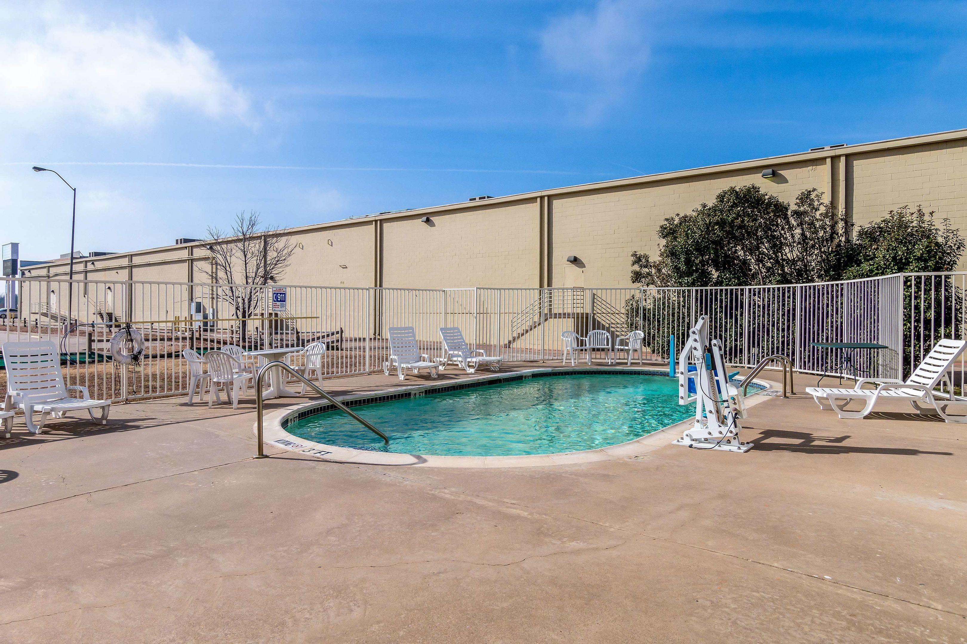 Motel 6 North Richland Hills - NE Ft Worth — photo 5
