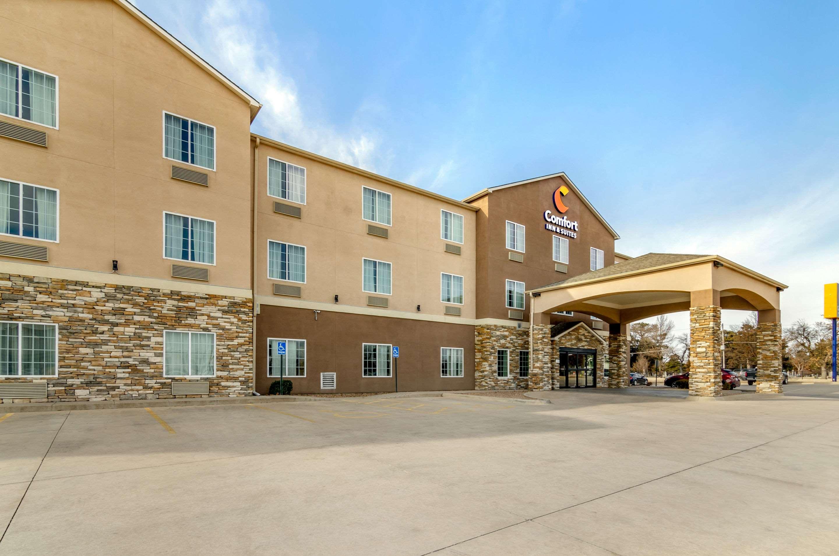 Comfort Inn & Suites — photo 3