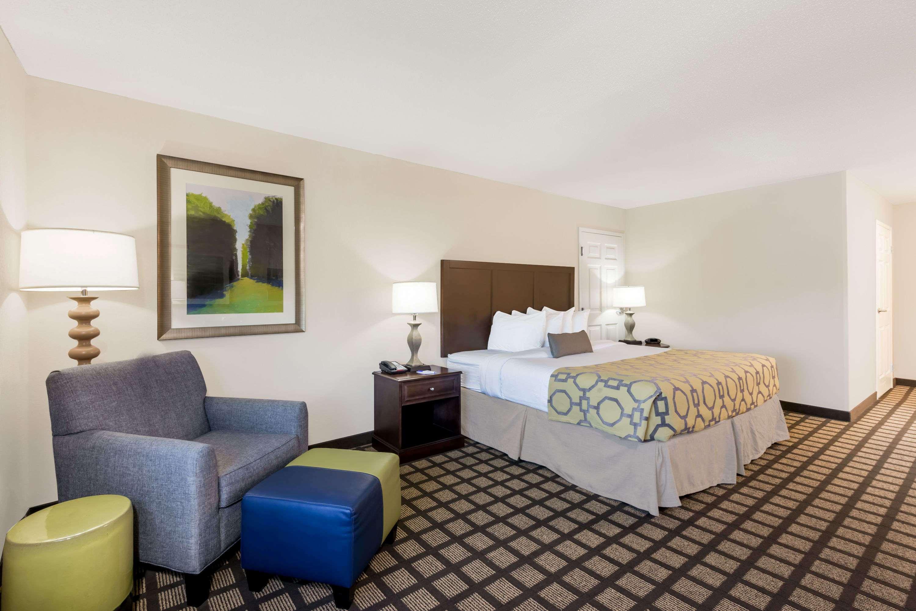 Baymont Inn & Suites Erie — photo 5