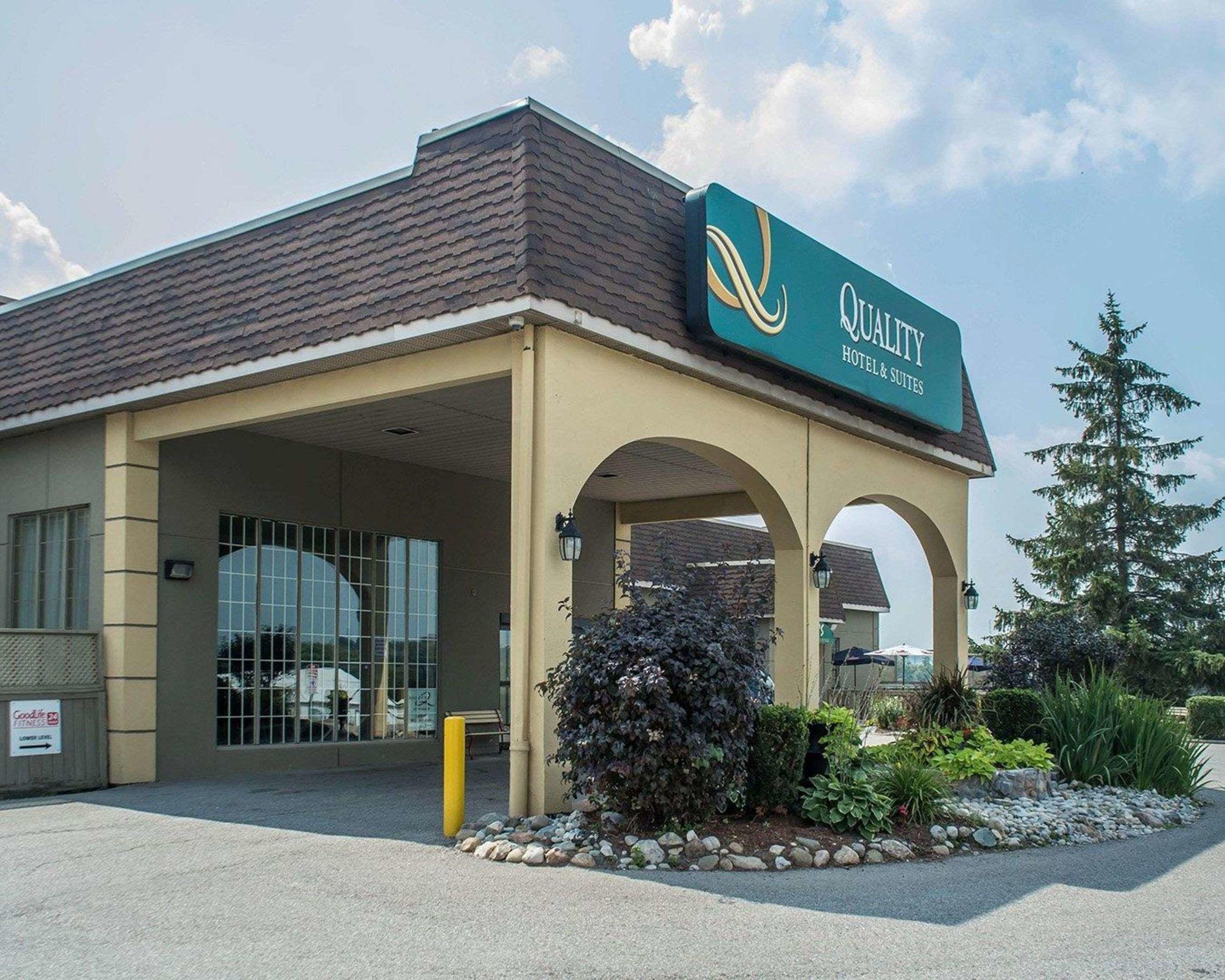 Quality Hotel & Suites Woodstock — photo 4