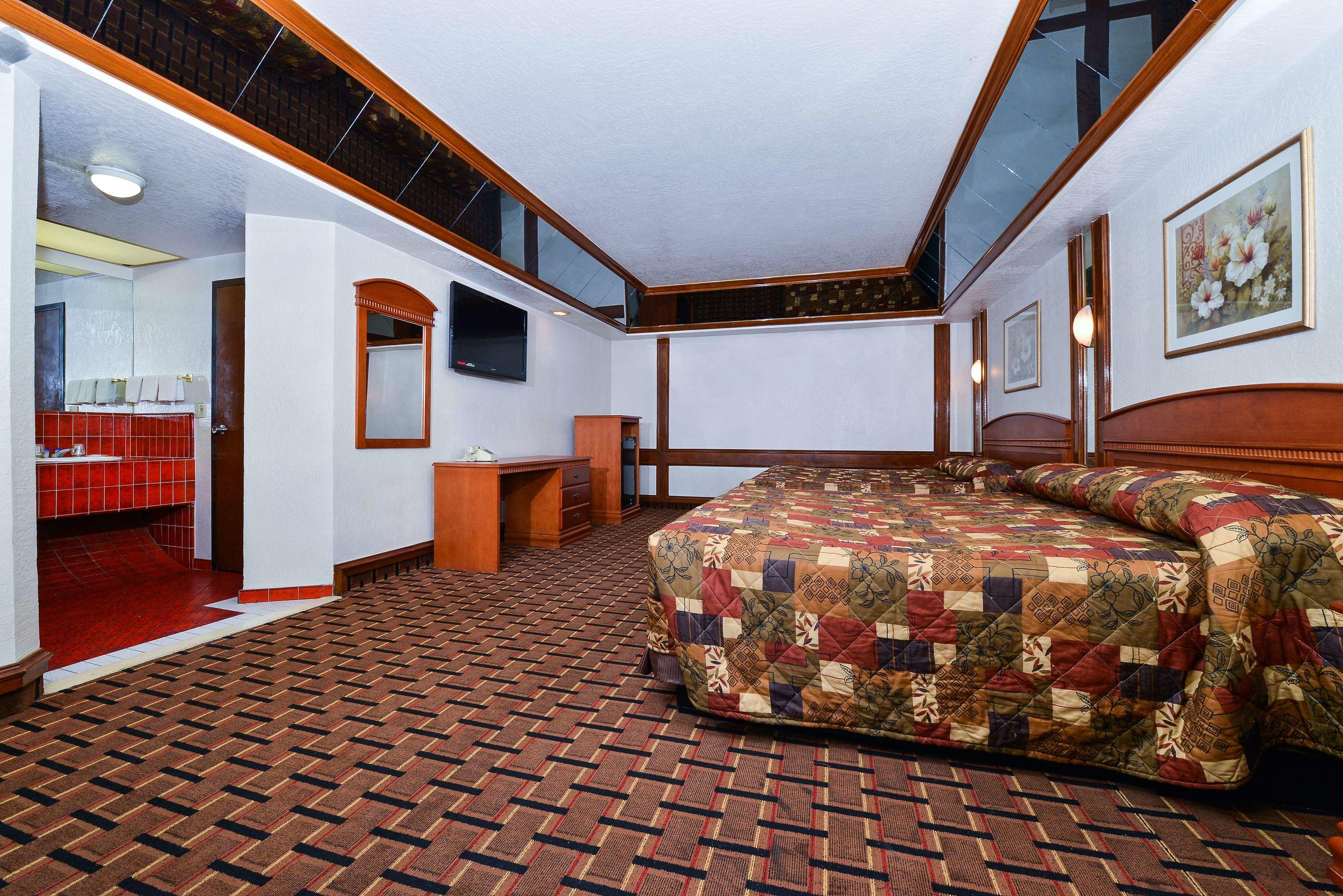Americas Best Value Inn & Suites Los Angeles Downtown/SW — photo 5