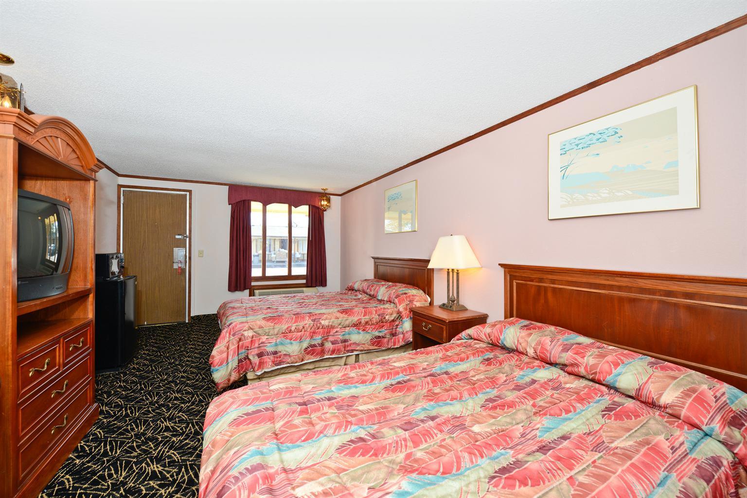 Americas Best Value Inn & Suites - Warren / Detroit — photo 3