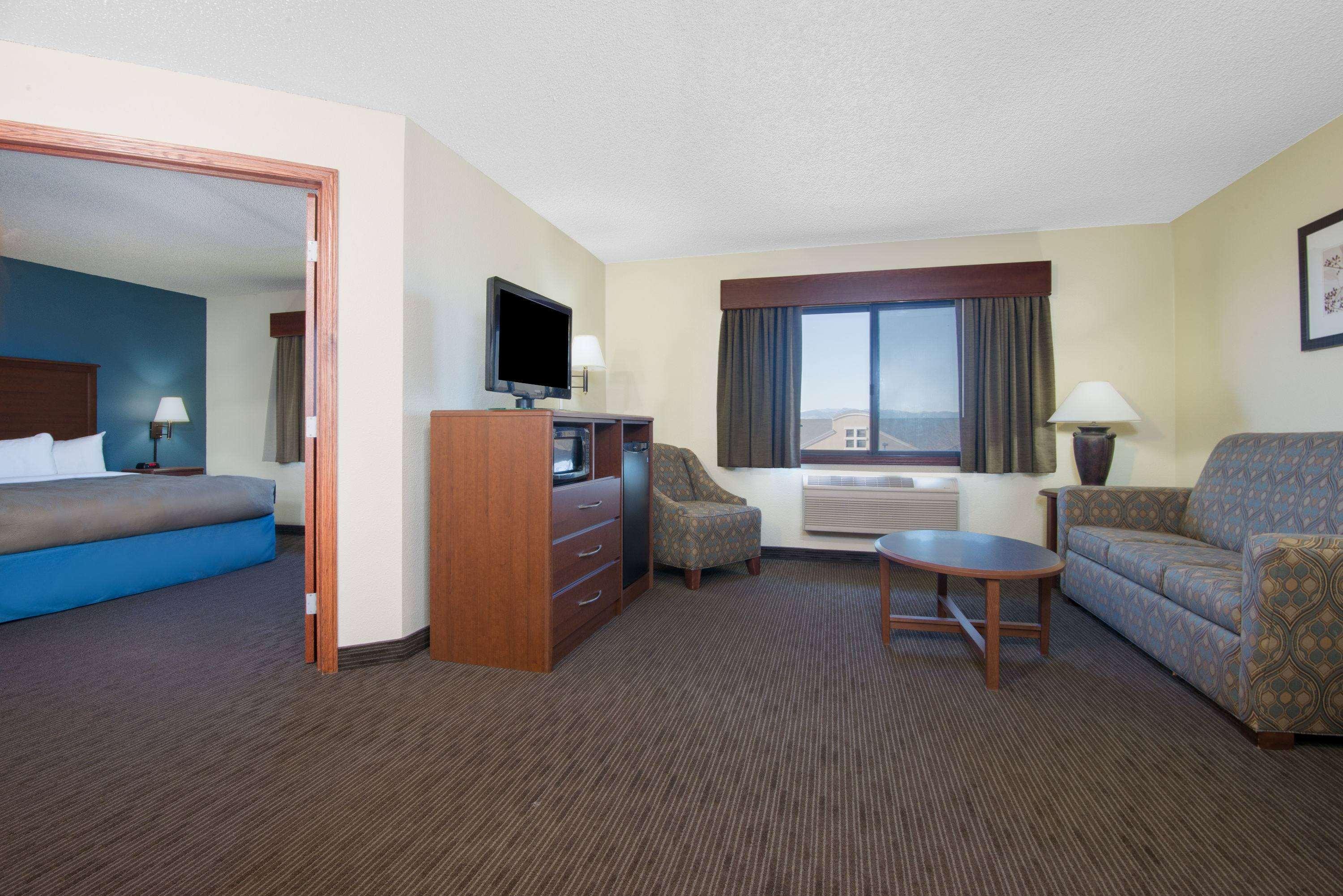 AmericInn Lodge & Suites Ft. Collins South — photo 4