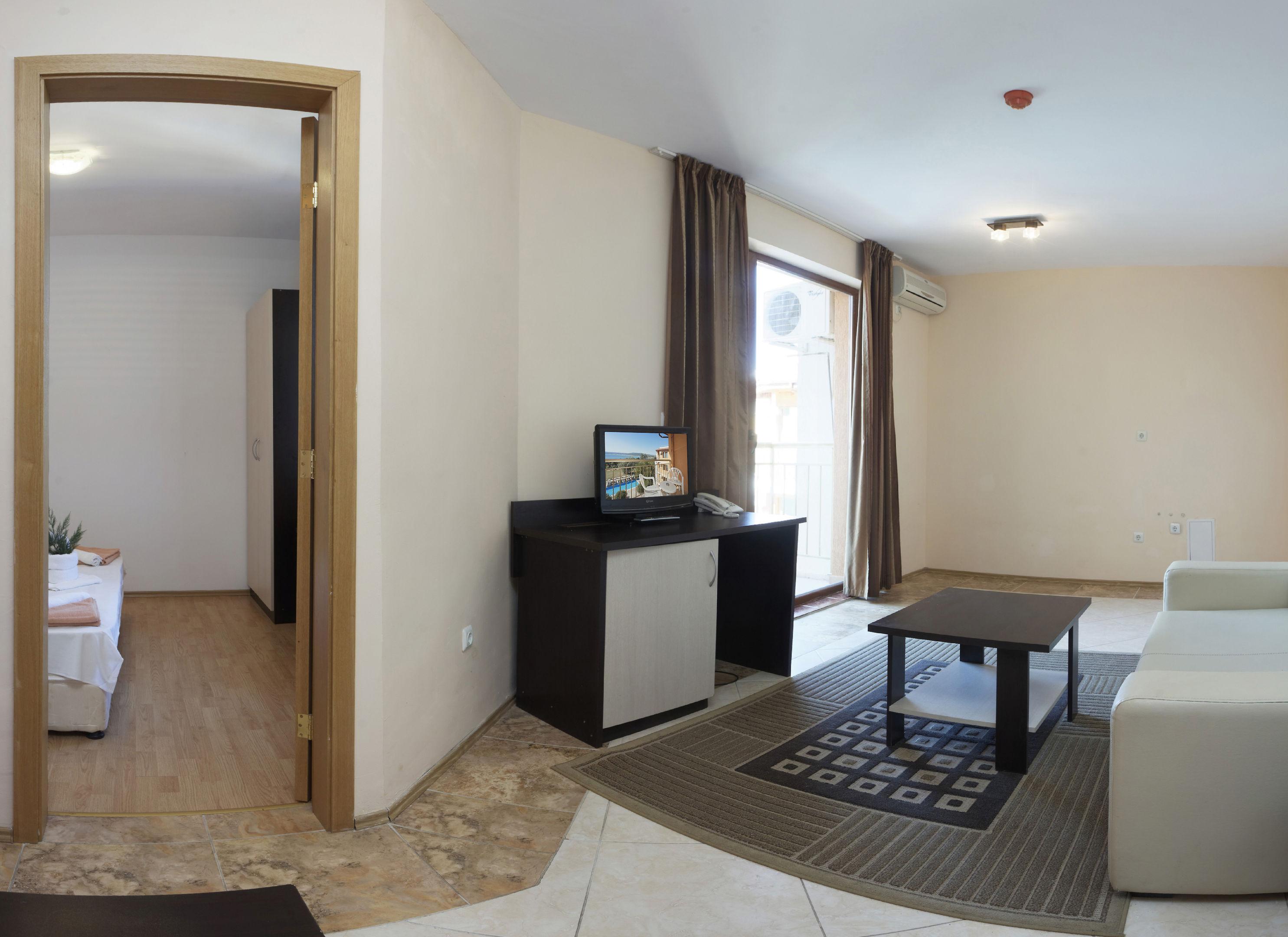Vemara Club Hotel — photo 4