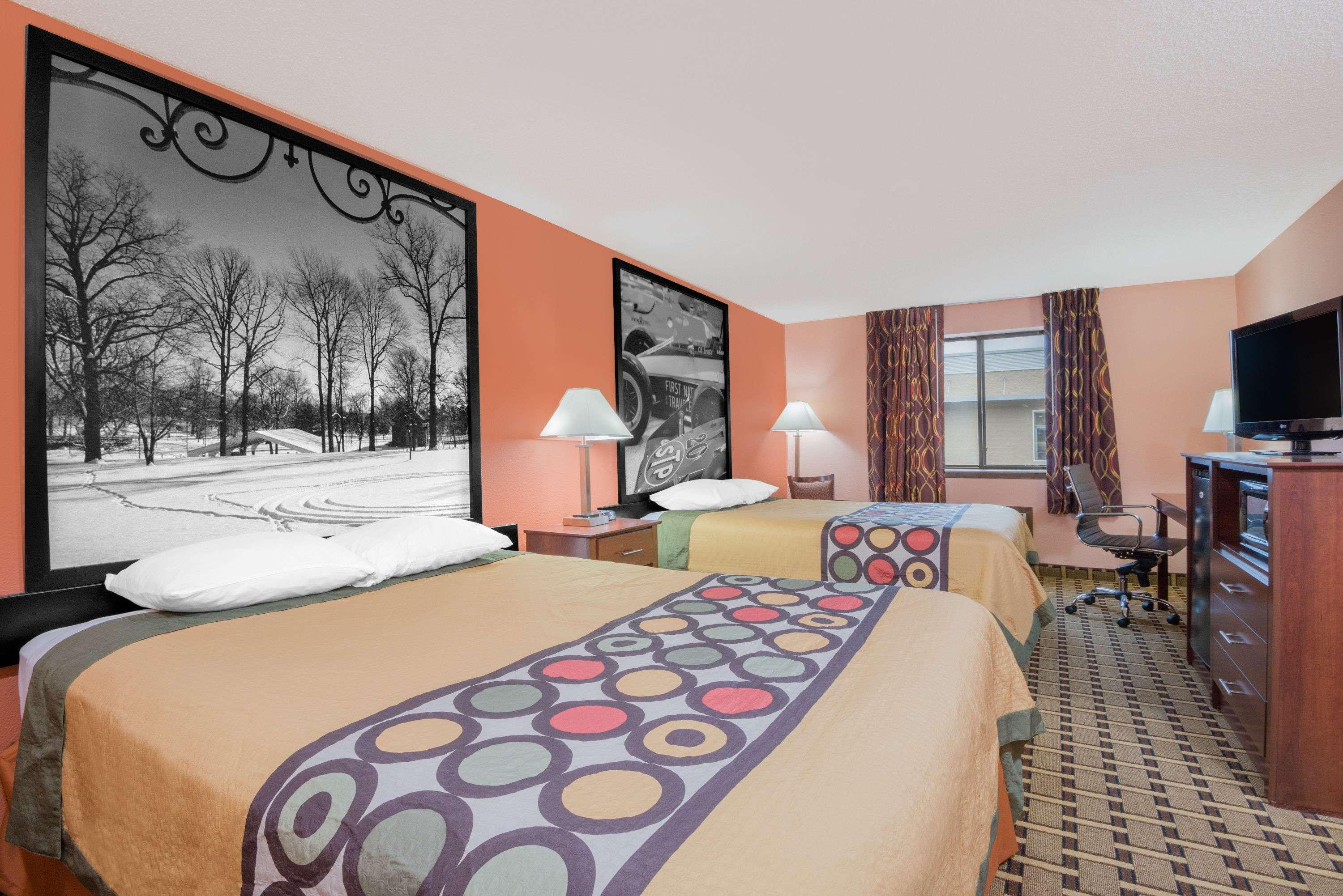 Super 8 by Wyndham Shelbyville — photo 4