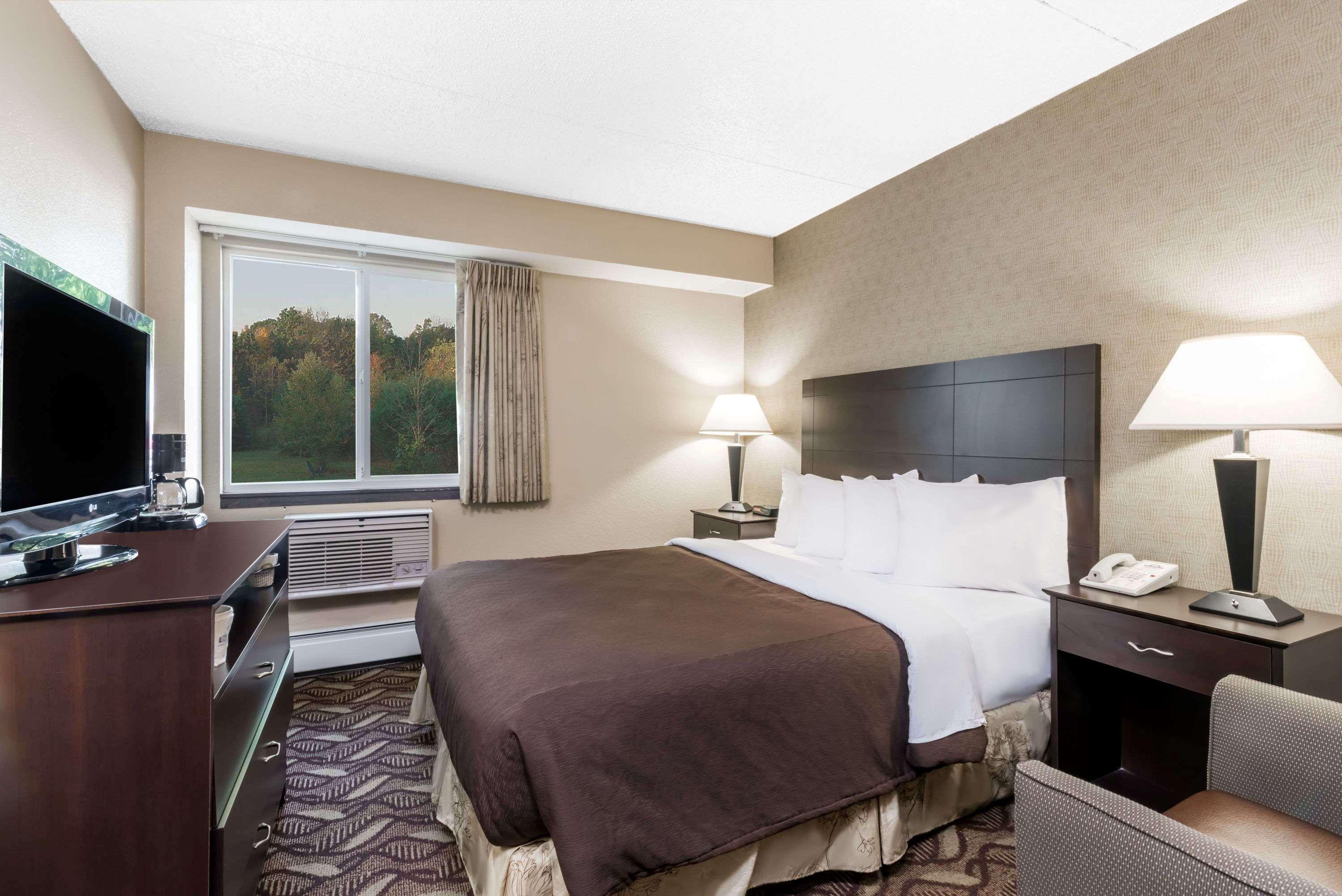 Days Inn Bismarck — photo 4