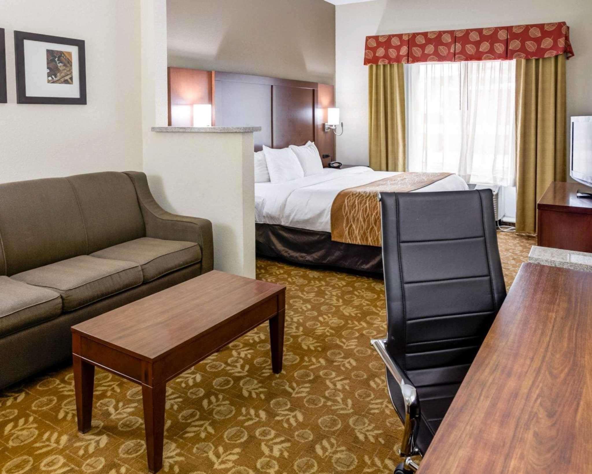 Comfort Suites Kansas City-Liberty — photo 5