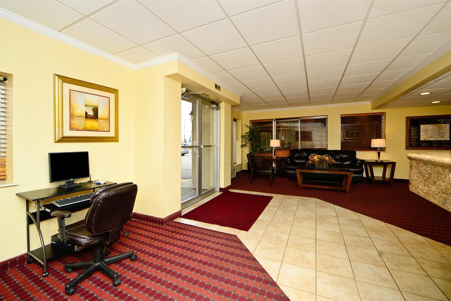 Americas Best Value Inn & Suites St. Cloud — photo 5