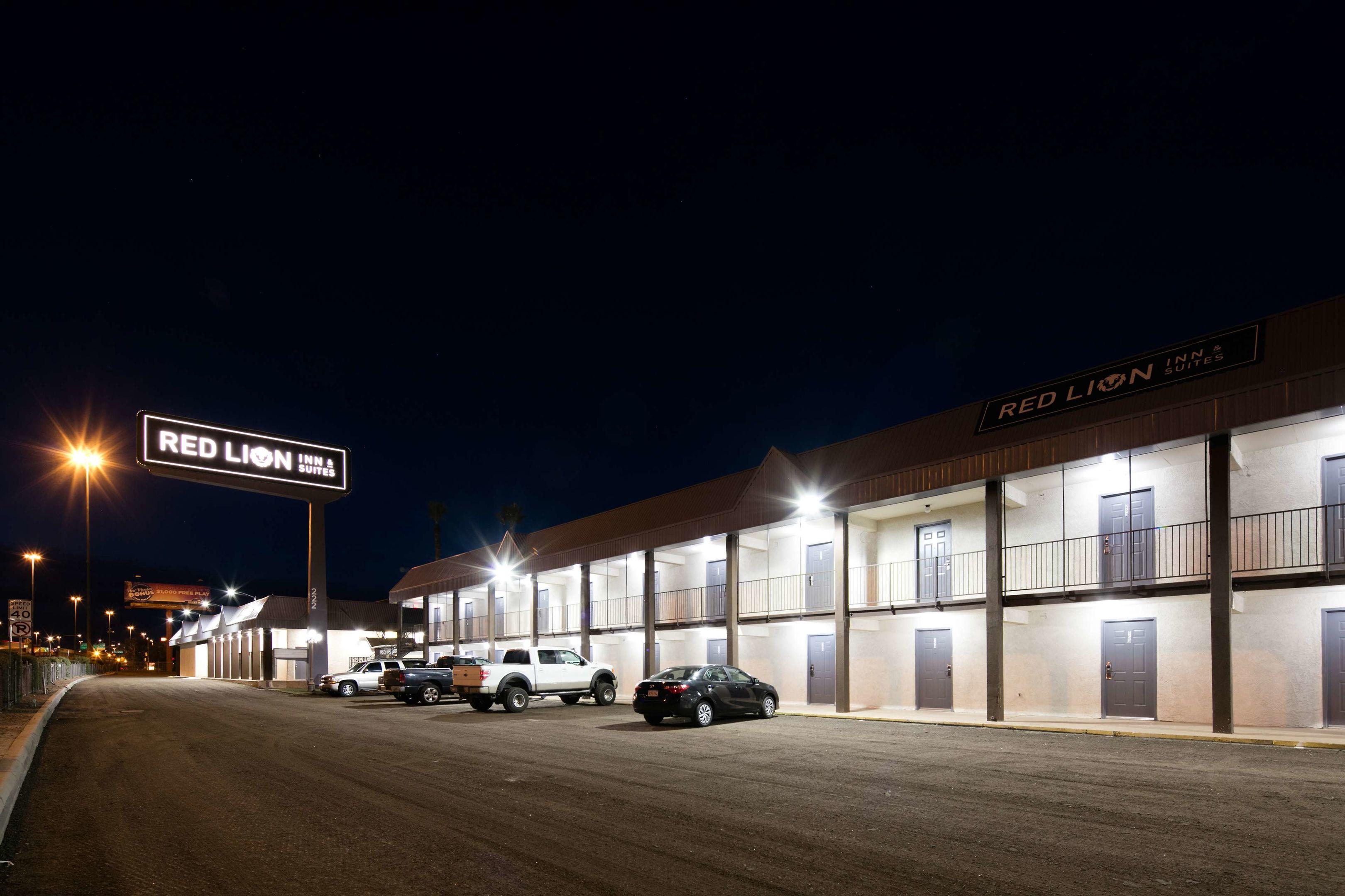 Red Lion Inn & Suites Tucson Downtown — photo 4