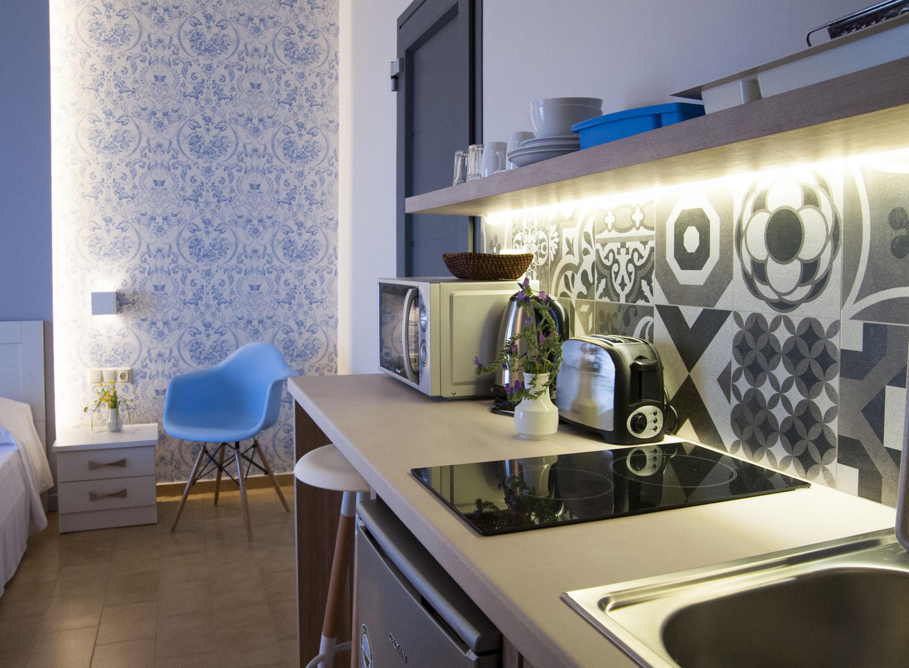 Cressida Seaside Apartments — photo 4
