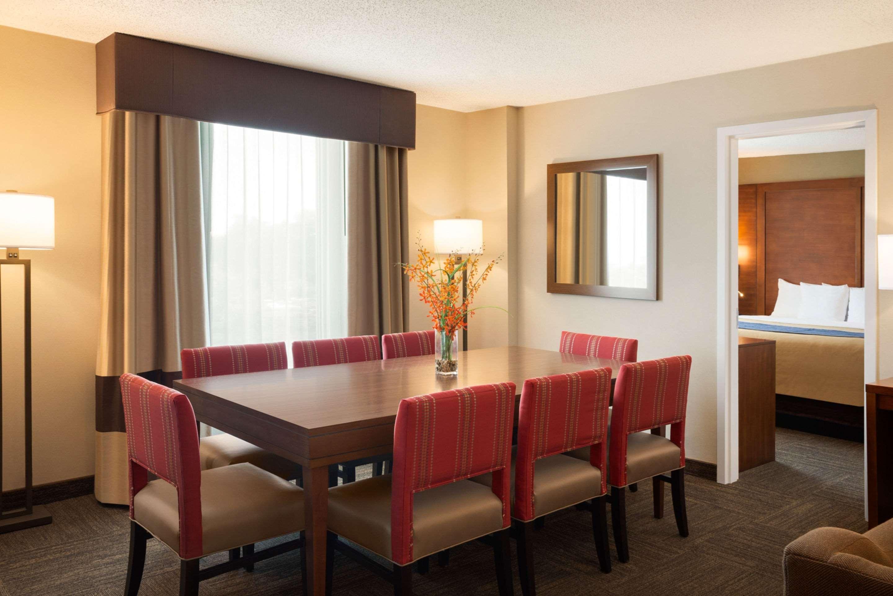 Comfort Inn & Suites Presidential — photo 5