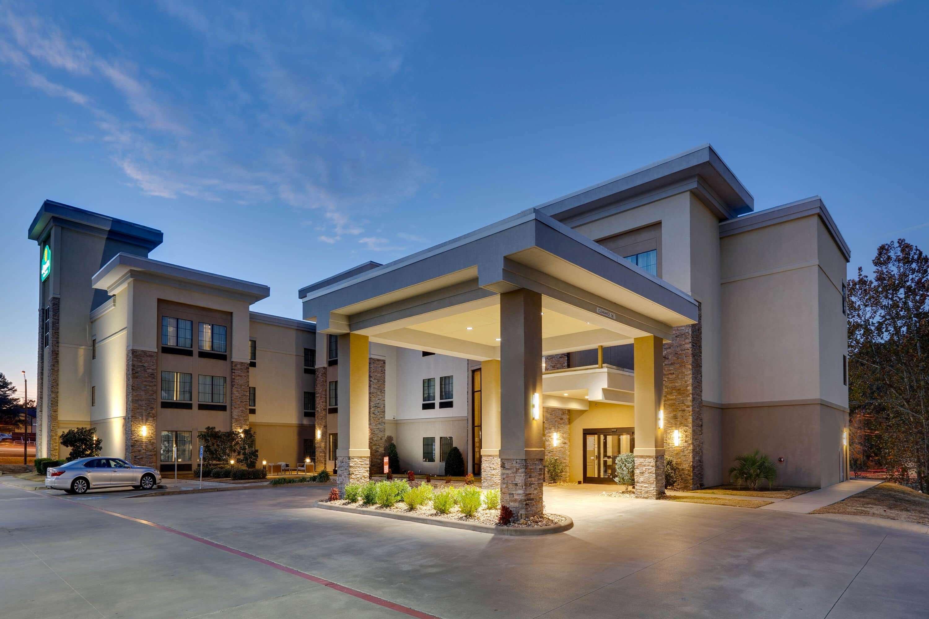La Quinta Inn & Suites Tyler University Area — photo 5