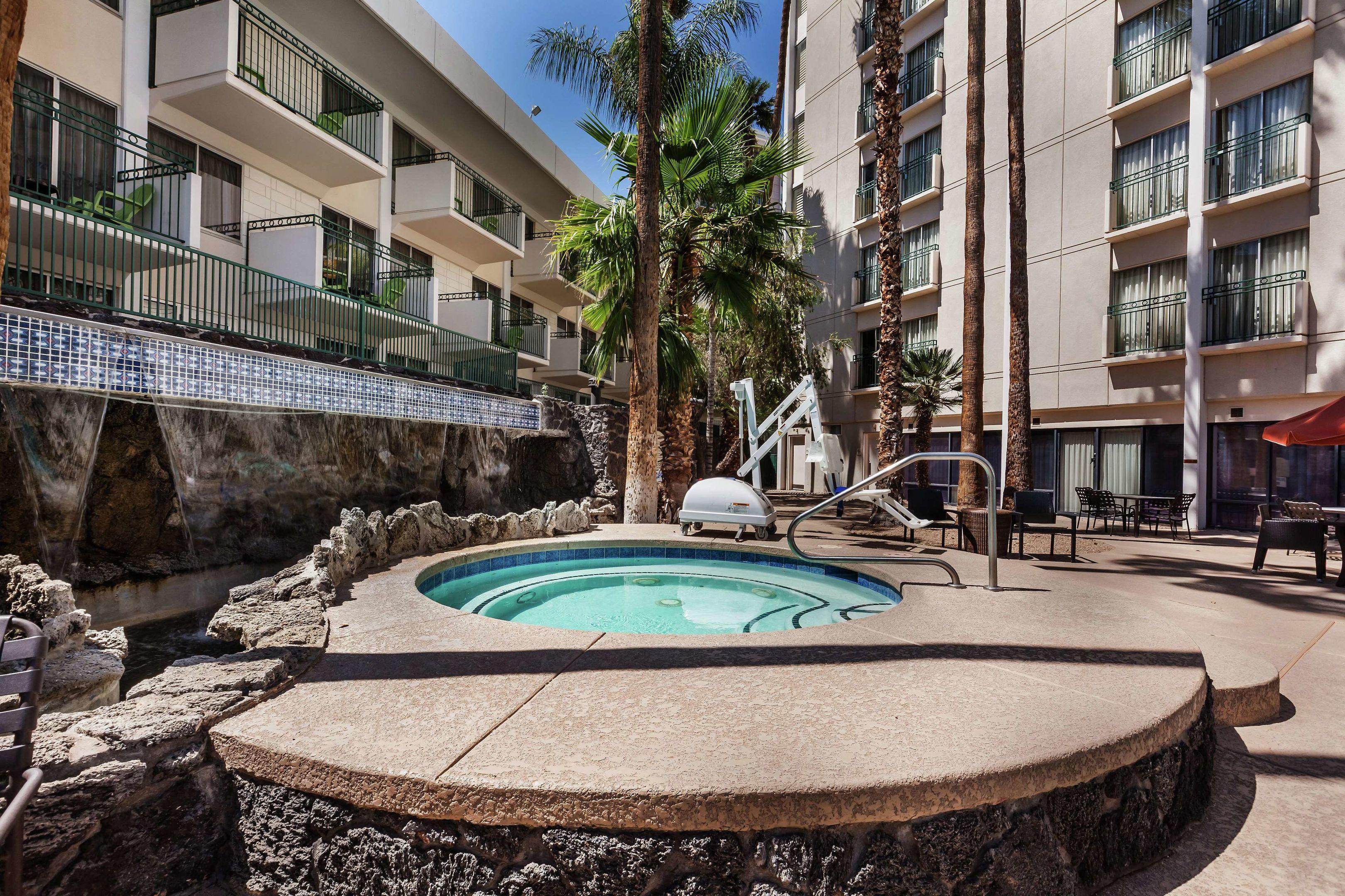 Hilton Garden Inn Phoenix Midtown — photo 4