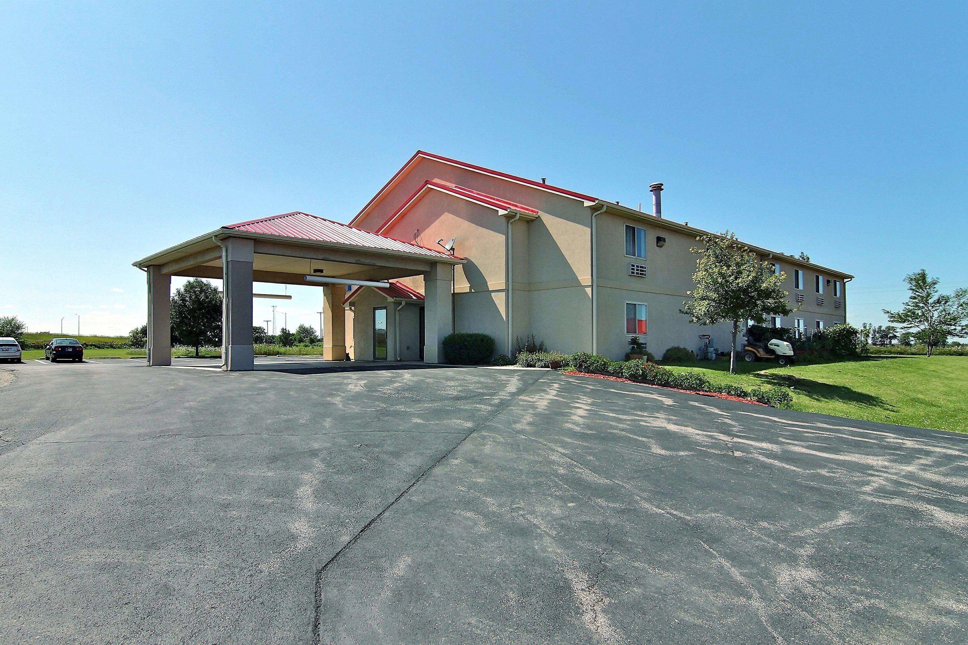Motel 6 Gilman — photo 4