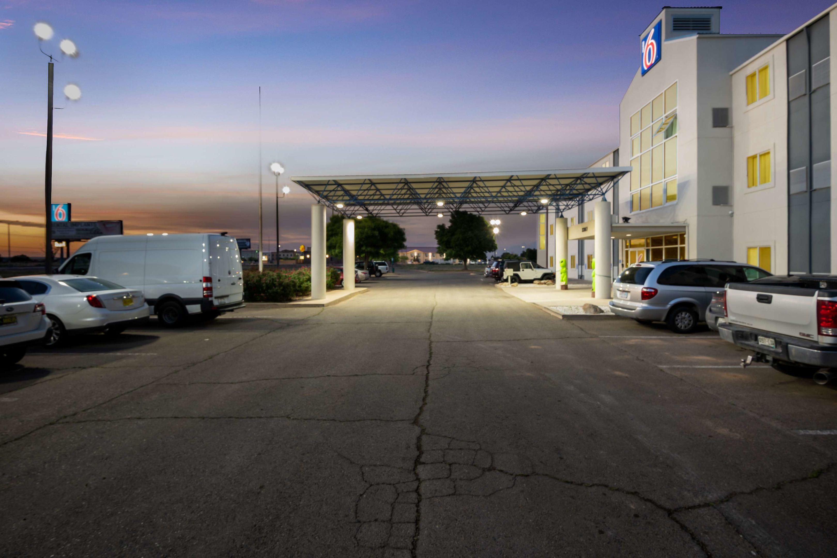 Motel 6 Roswell — photo 4