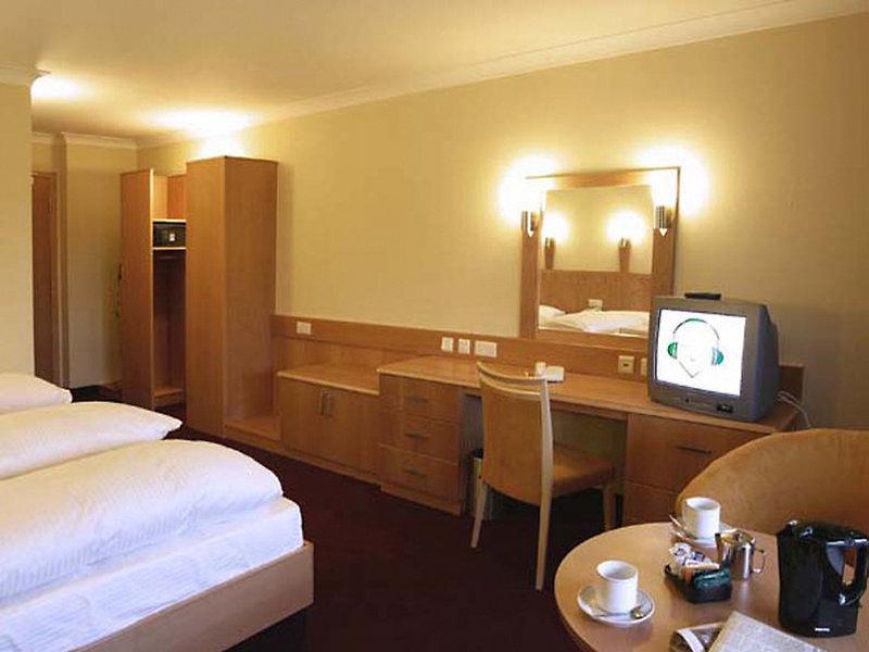 Clayton Hotel Leopardstown — photo 5