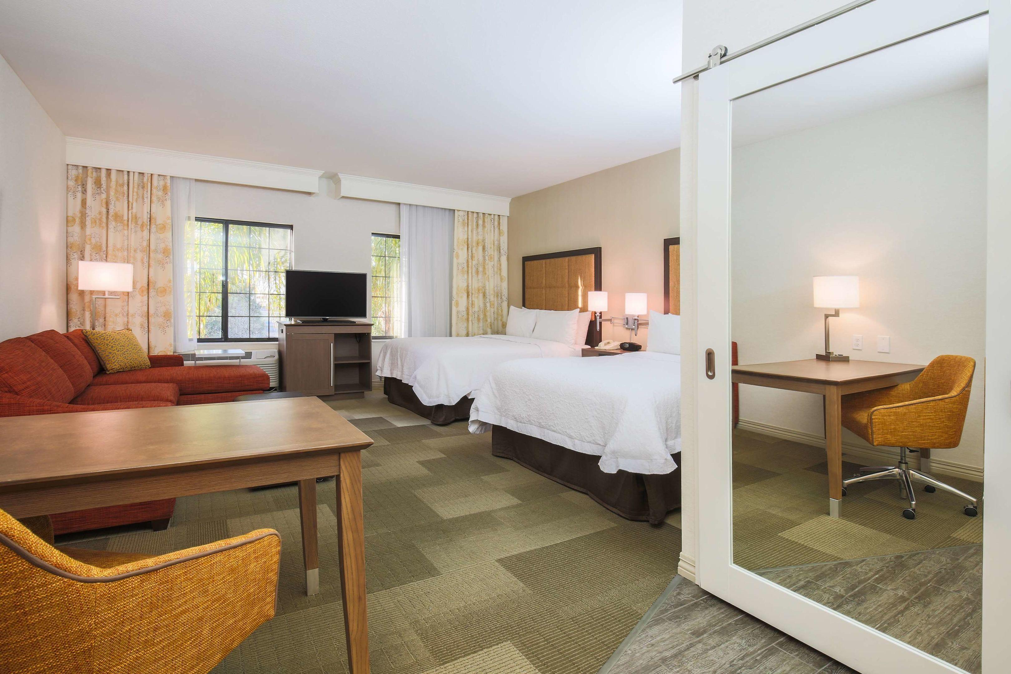 Hampton Inn & Suites Camarillo — photo 5