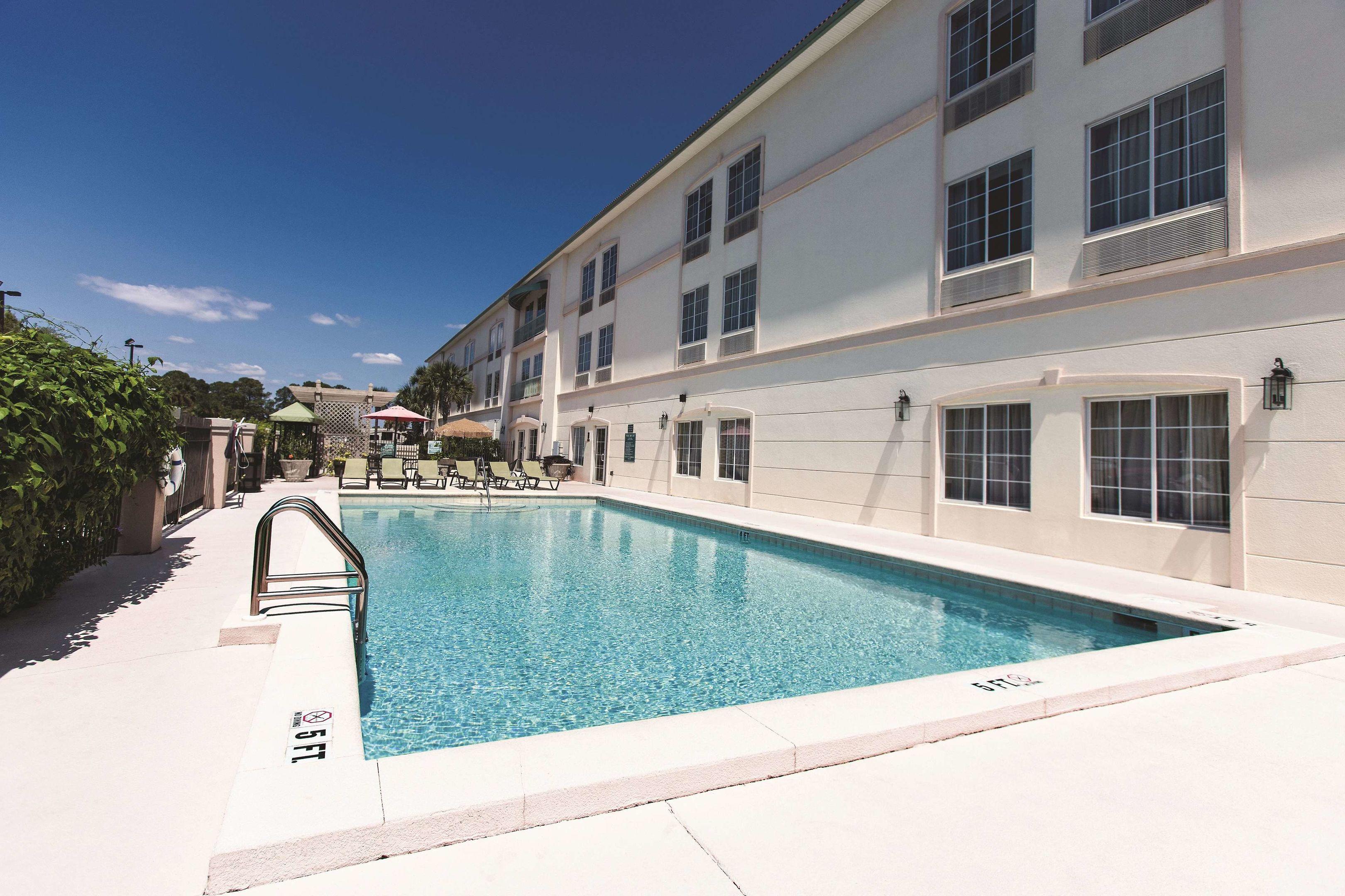 La Quinta Inn & Suites Panama City Beach — photo 3