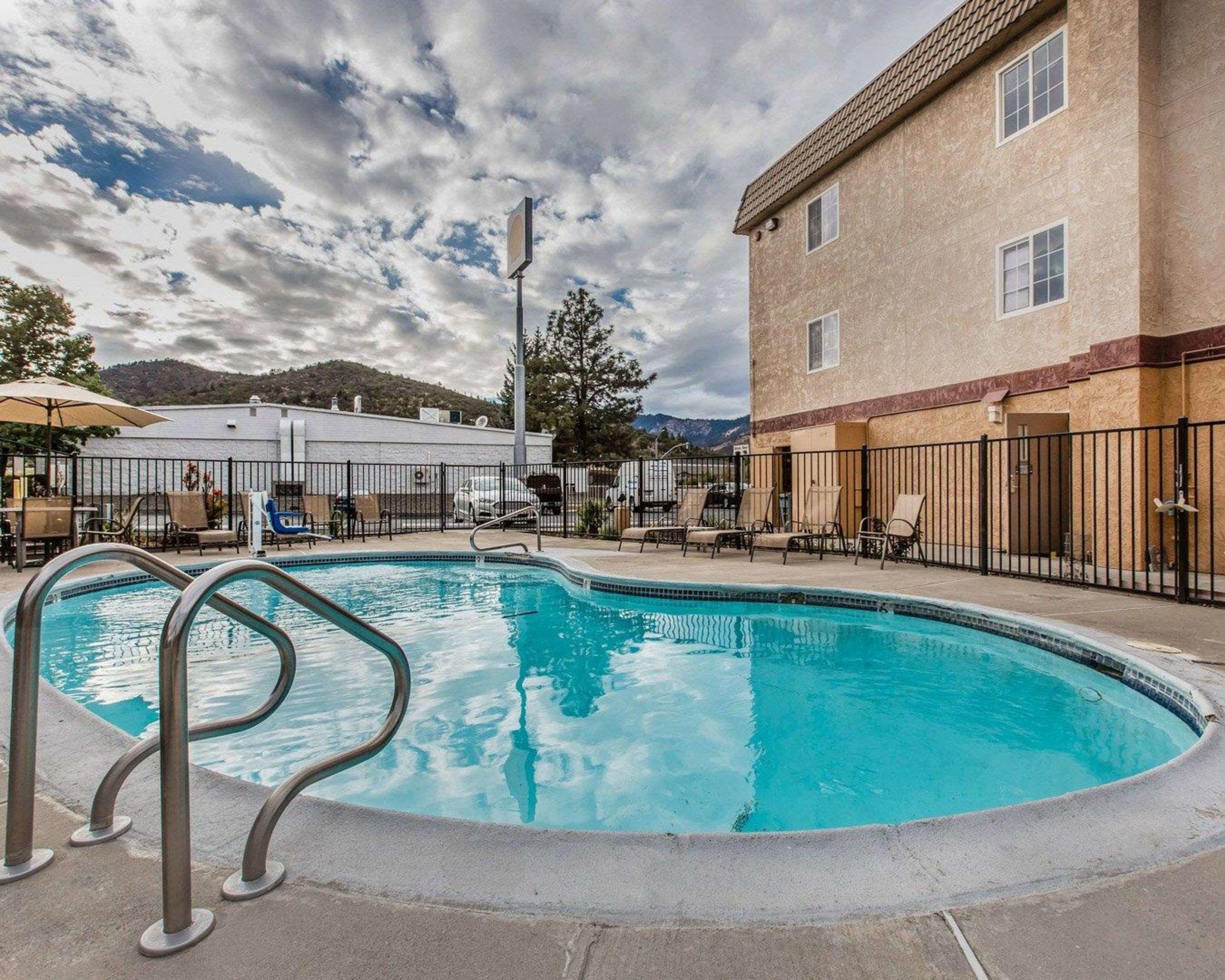Comfort Inn Yreka I-5 — photo 5