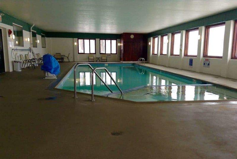 AmericInn Lodge & Suites Silver City — photo 5