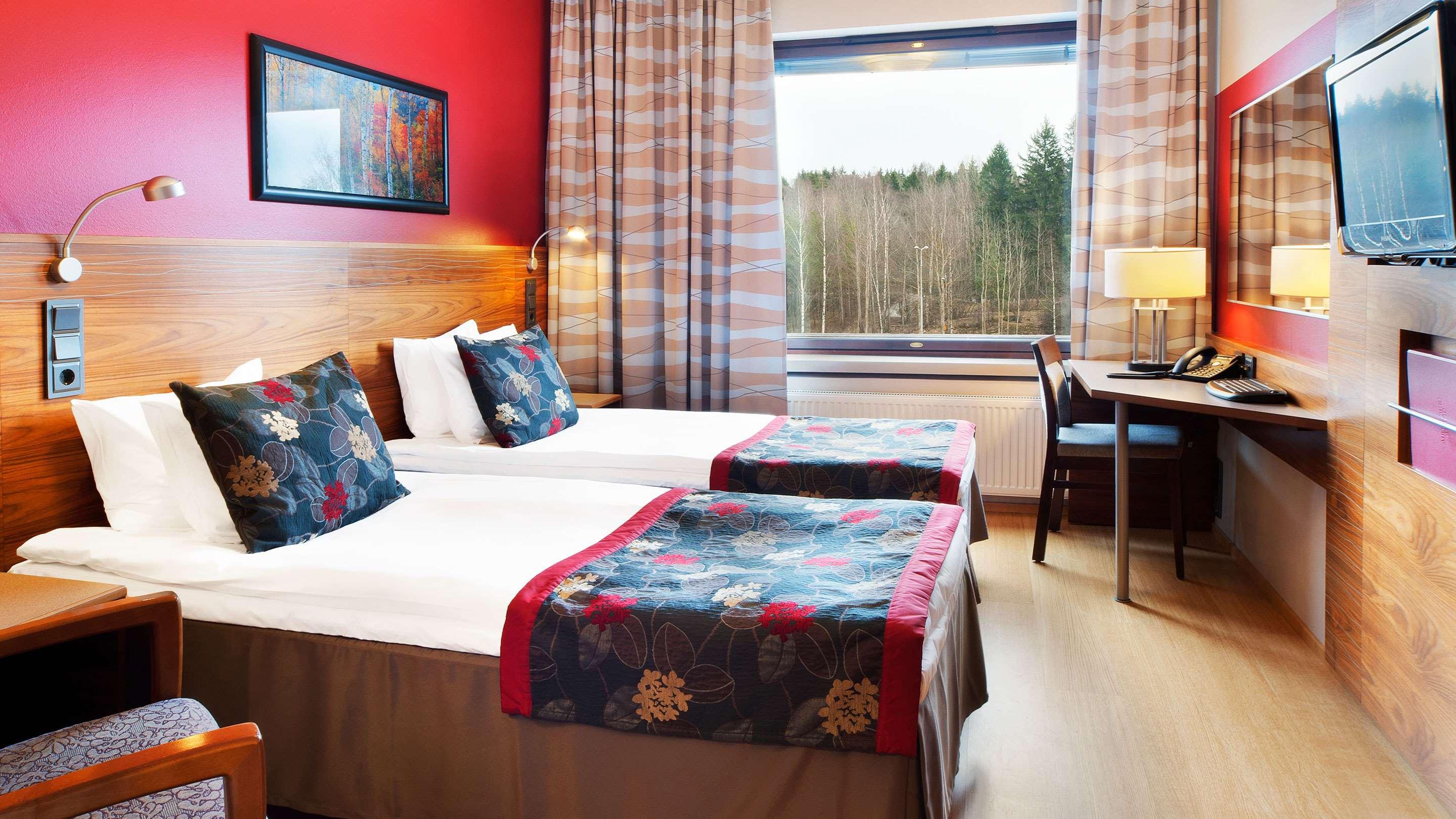 Hotel Haaga Central Park — photo 4