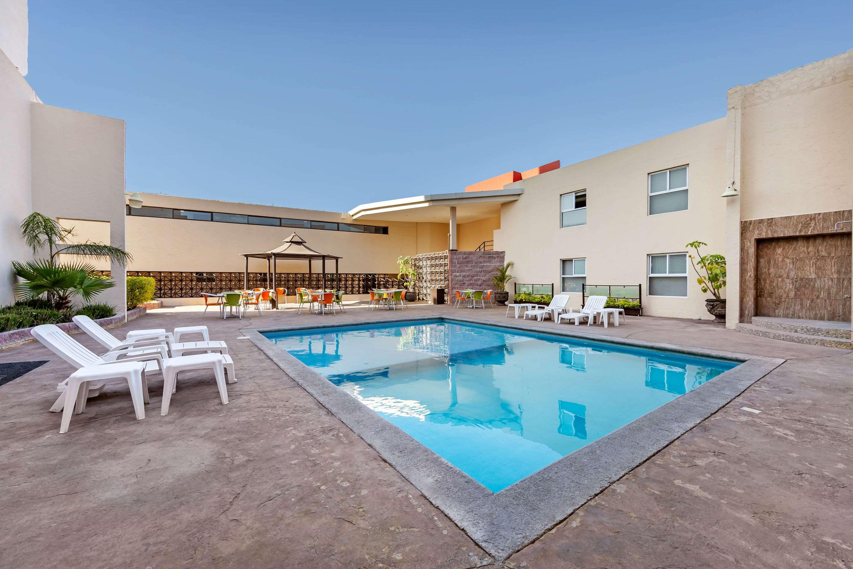 Comfort Inn Queretaro — photo 4