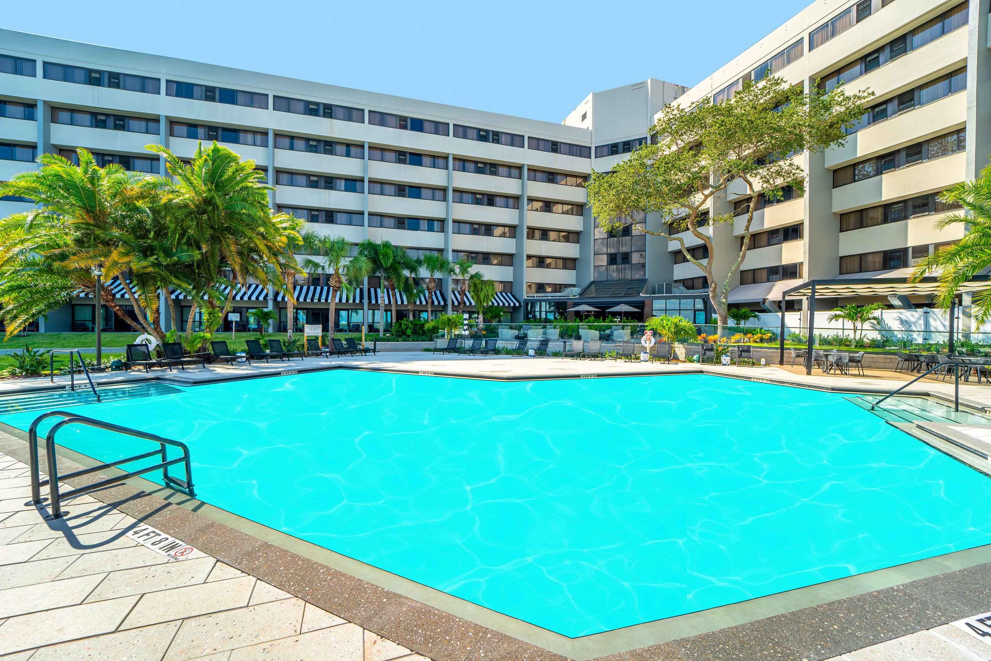 DoubleTree by Hilton Tampa Rocky Point Waterfront — photo 4