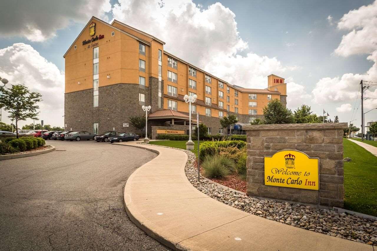 Monte Carlo Inn & Suites Downtown Markham — photo 4