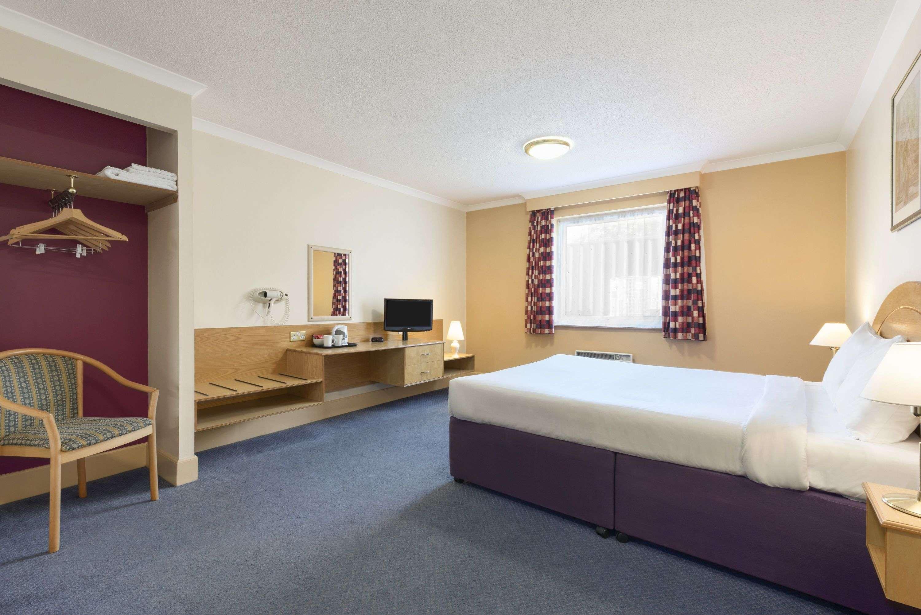 Days Inn Watford Gap — photo 3