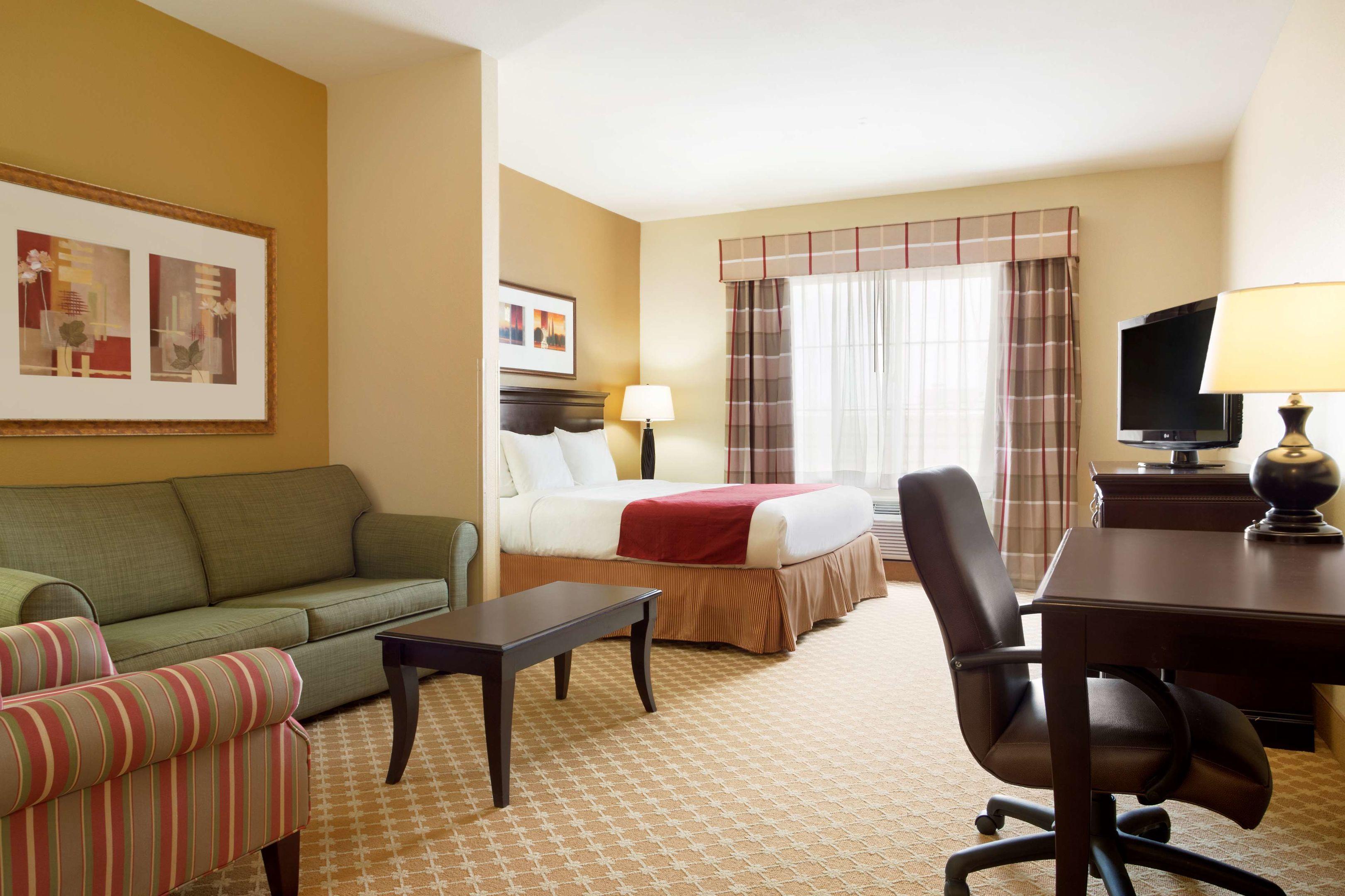 Country Inn & Suites by Radisson, Conway, AR — photo 3