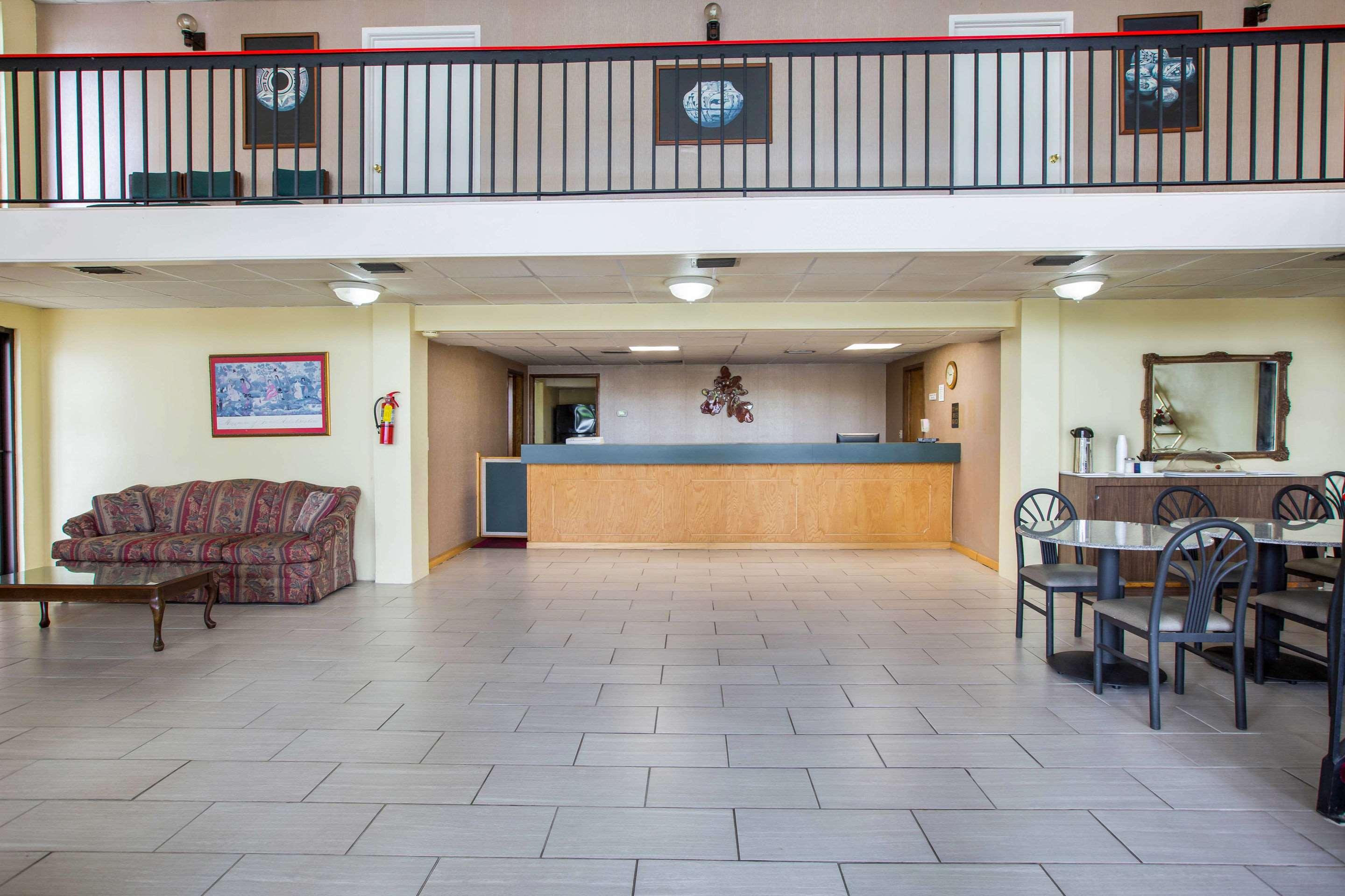 Rodeway Inn — photo 5