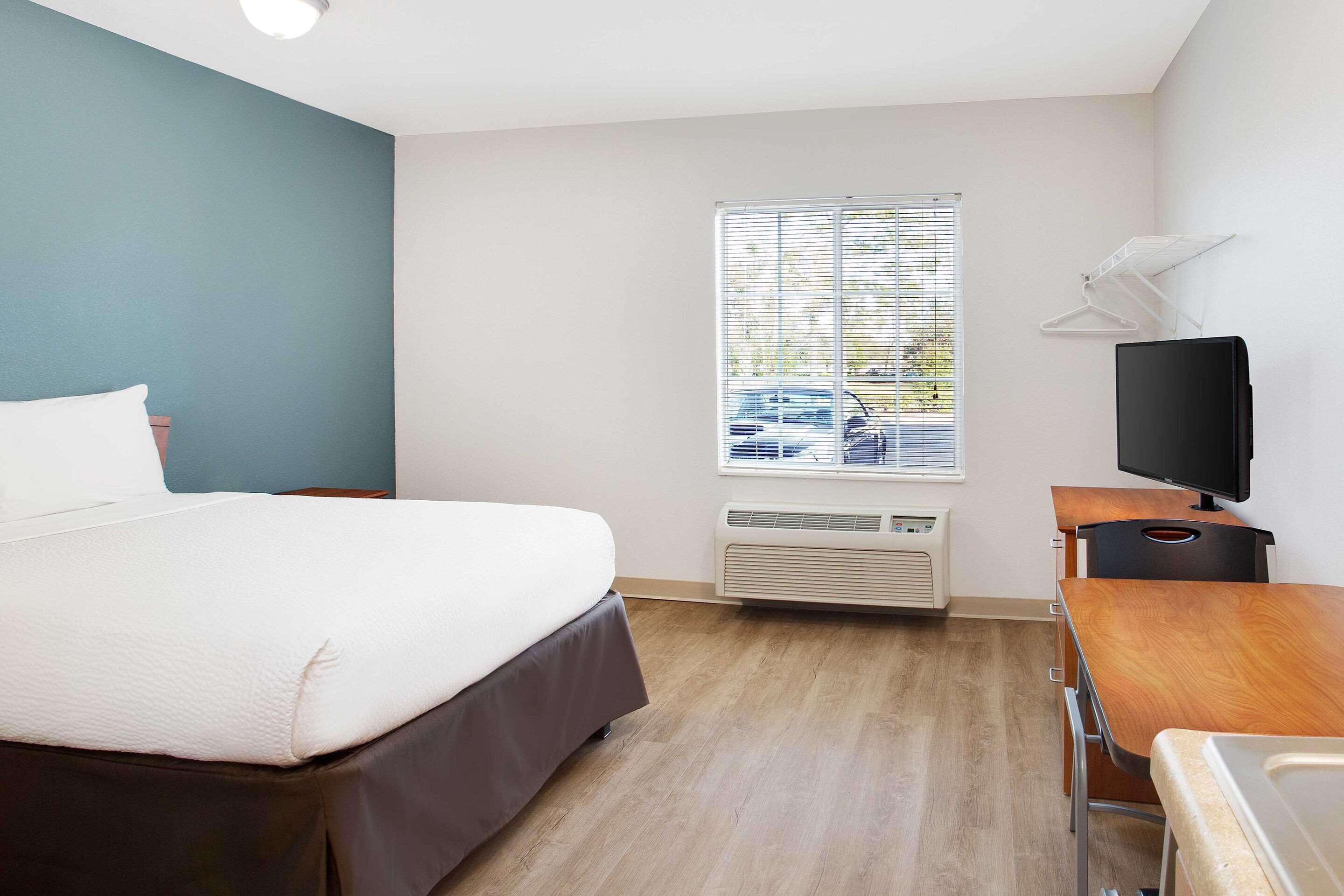 WoodSpring Suites Jacksonville I-295 East — photo 4