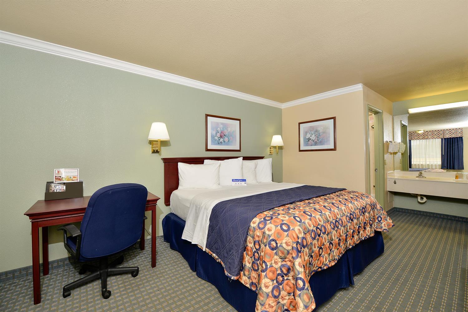 Americas Best Value Inn-Houston/Hobby Airport — photo 5